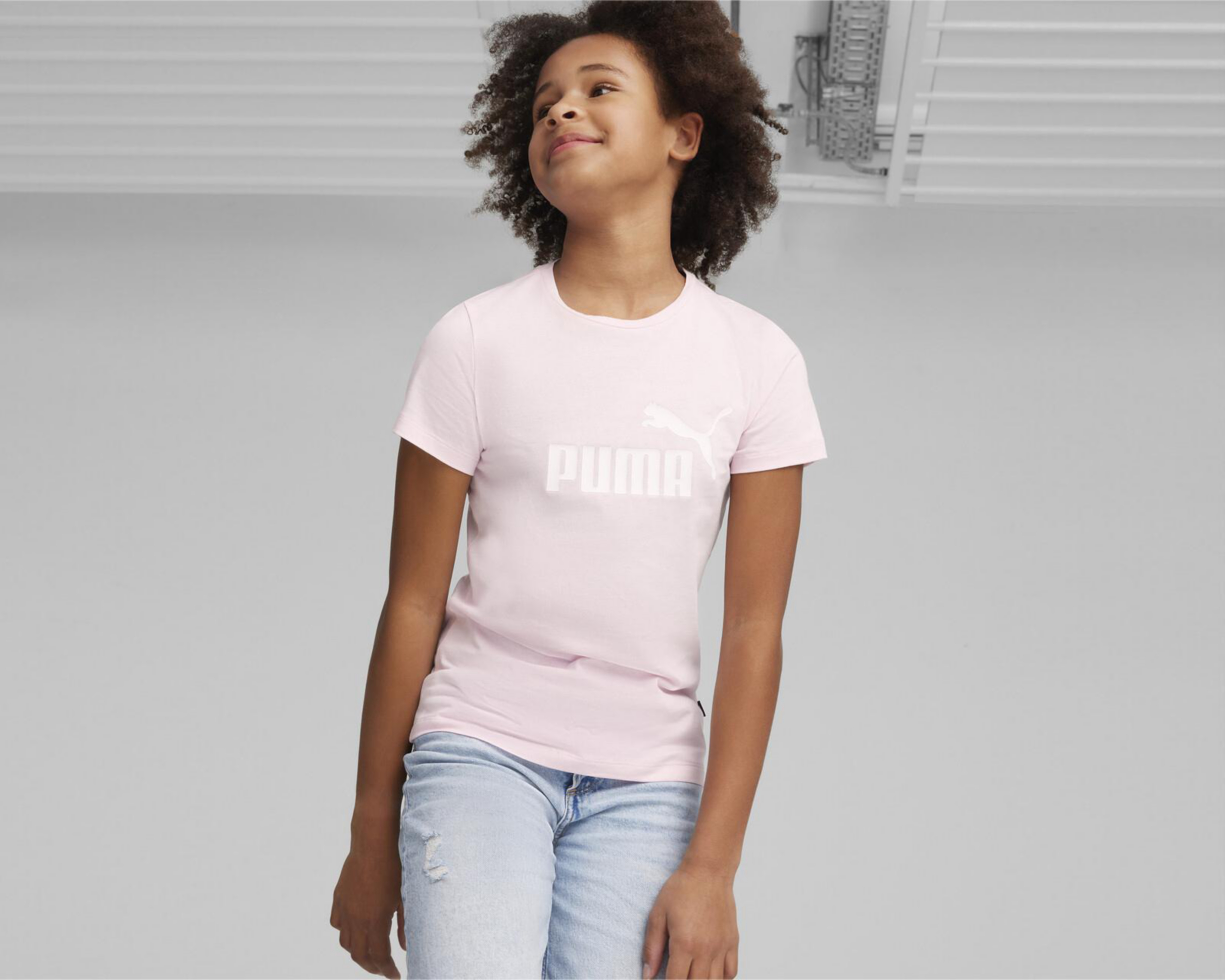 Foto 4 pulgar | Playera Puma Manga Corta Estampada Juvenil