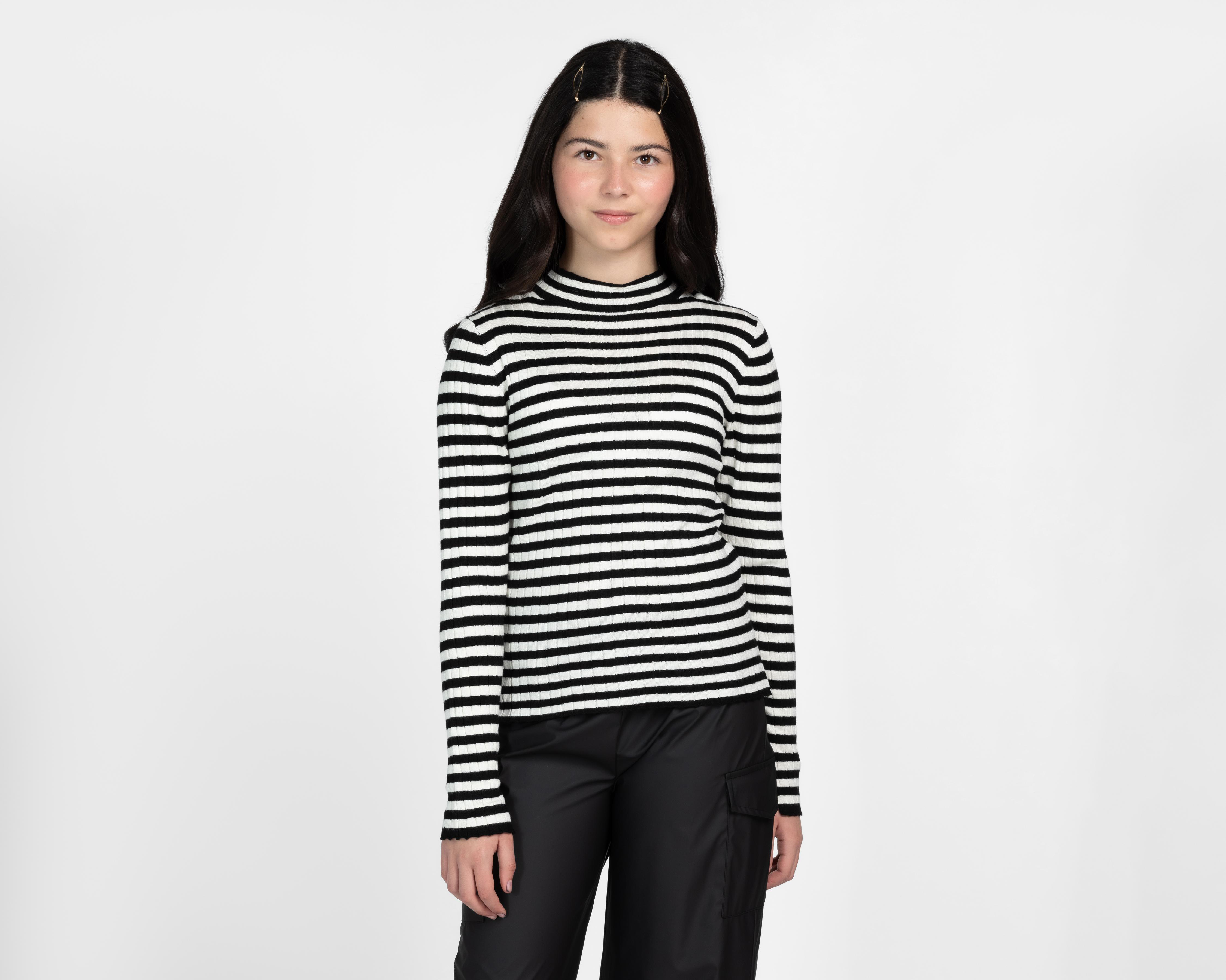 Playera Girls Attitude Manga Larga a Rayas para Niña $179