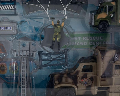 Foto 3 | Vehículos Militares Funzone