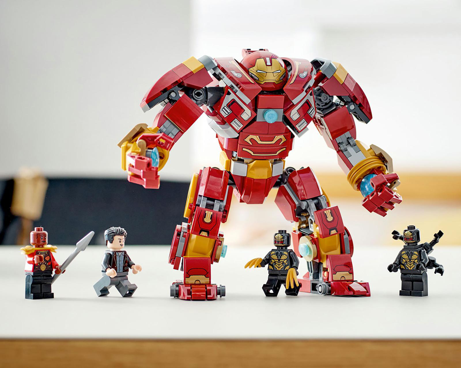 Foto 9 pulgar | LEGO Marvel Hulkbuster: Batalla de Wakanda