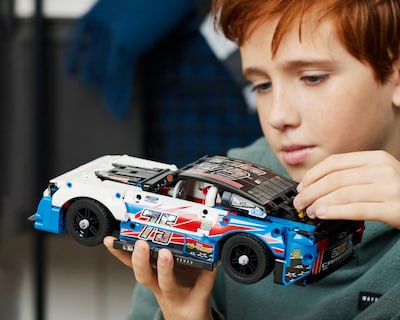 Foto 5 | LEGO Technic: Nascar Next Gen Chevrolet Camaro ZL1
