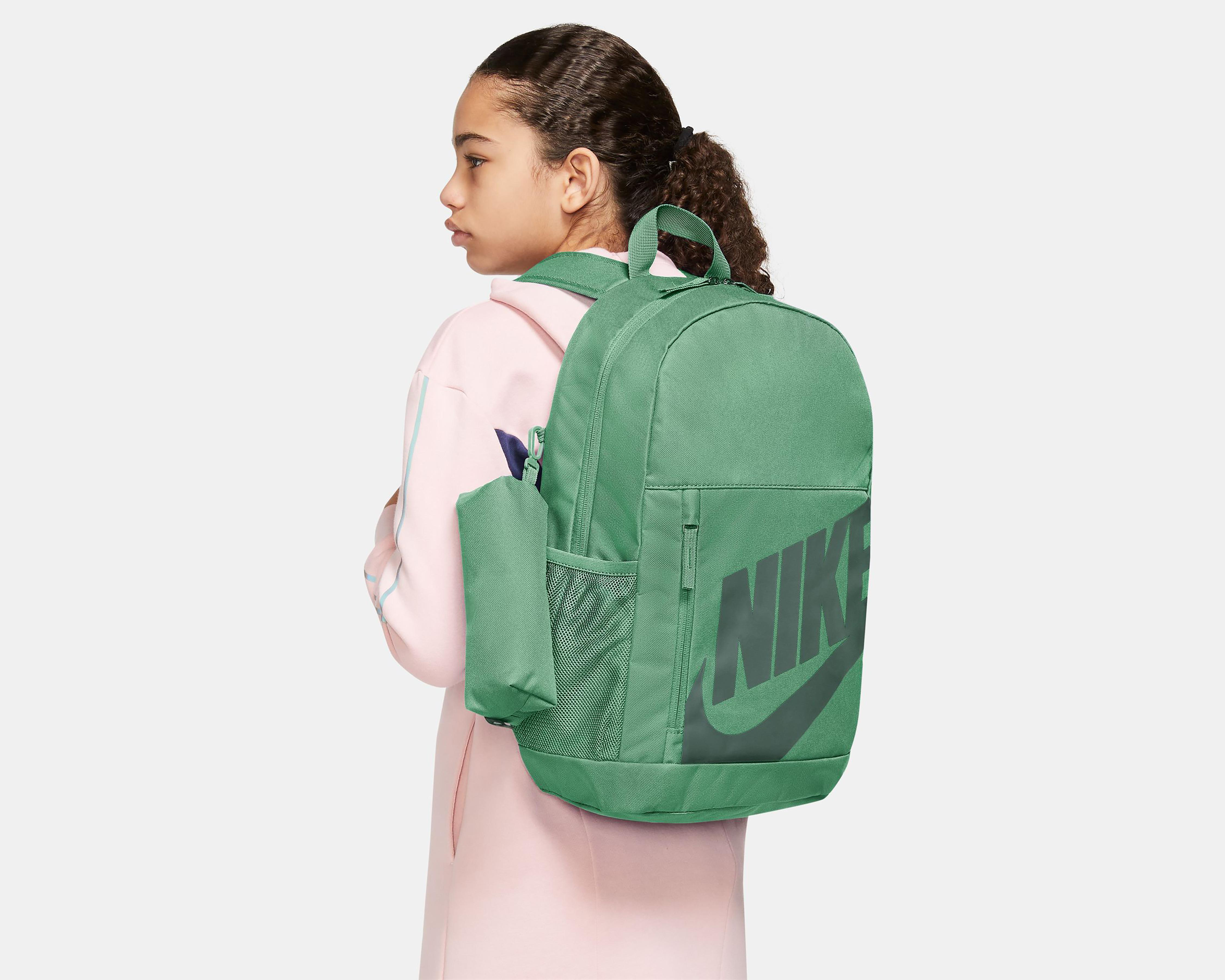 Foto 9 pulgar | Mochila Nike Elemental con Lapicera