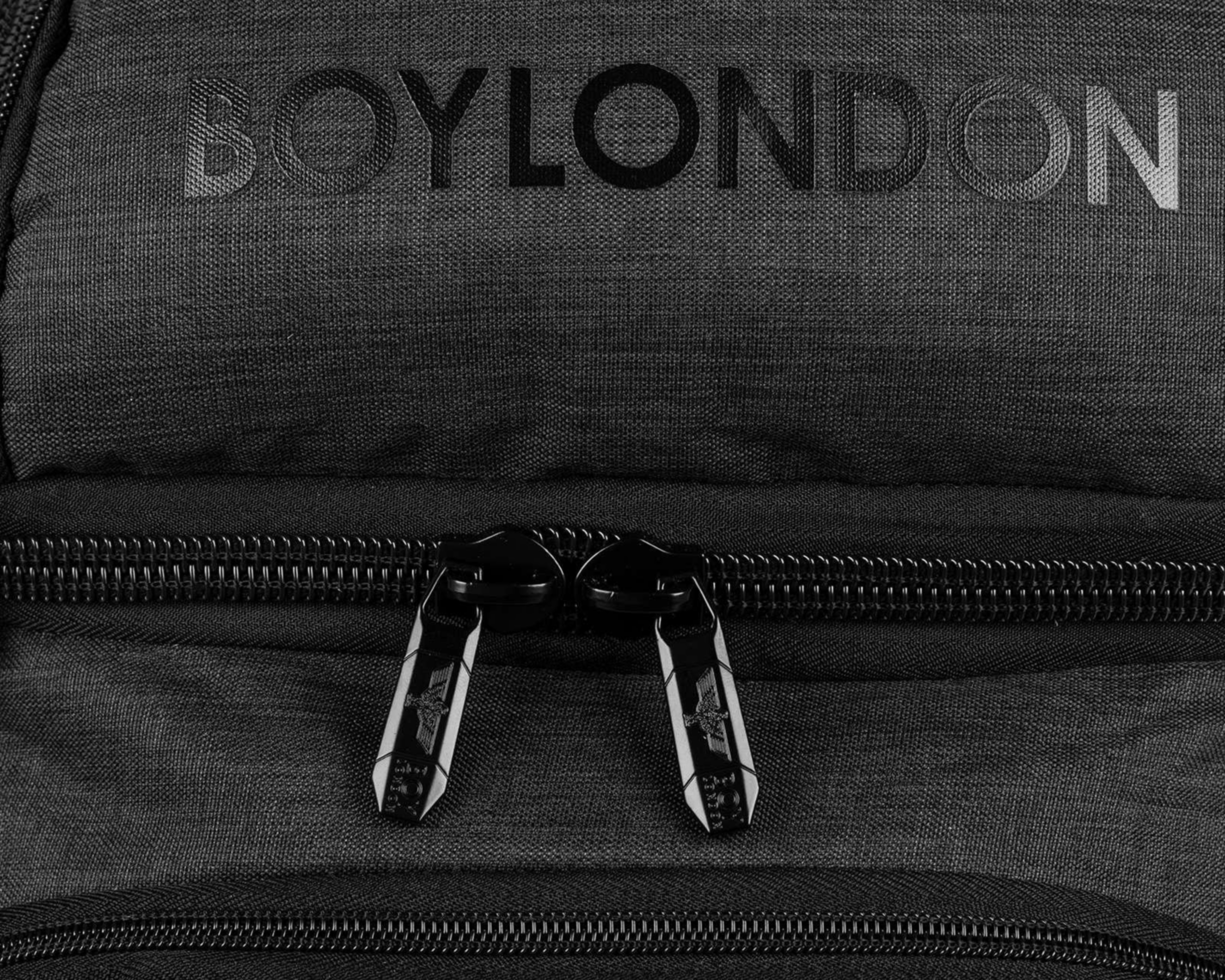 Foto 6 pulgar | Mochila Boy London Negra