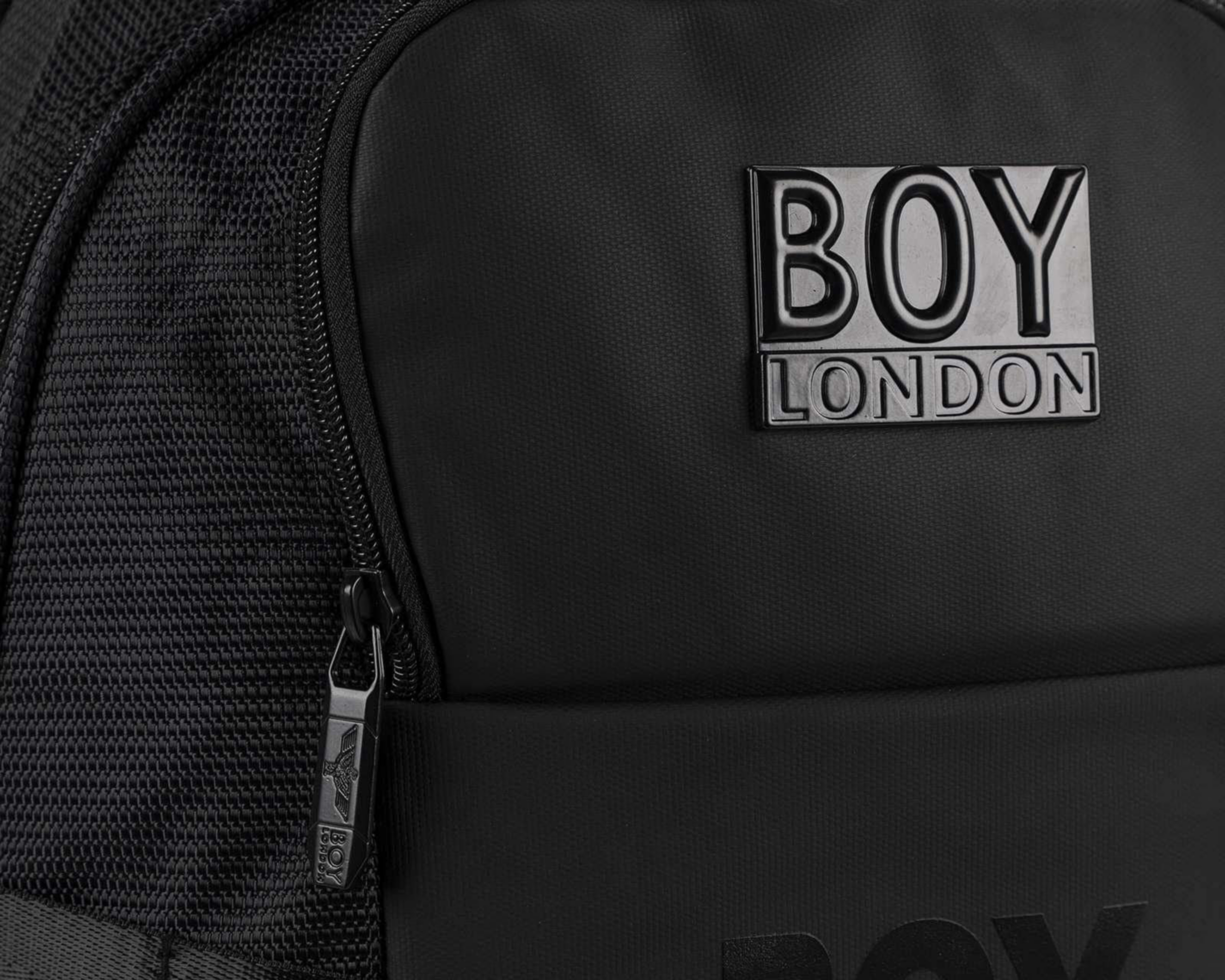 Foto 6 pulgar | Mochila Boy London Negra