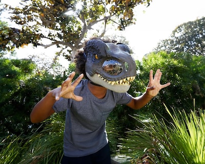 Foto 8 | Máscara Jurassic World Tyrannosaurus Rex