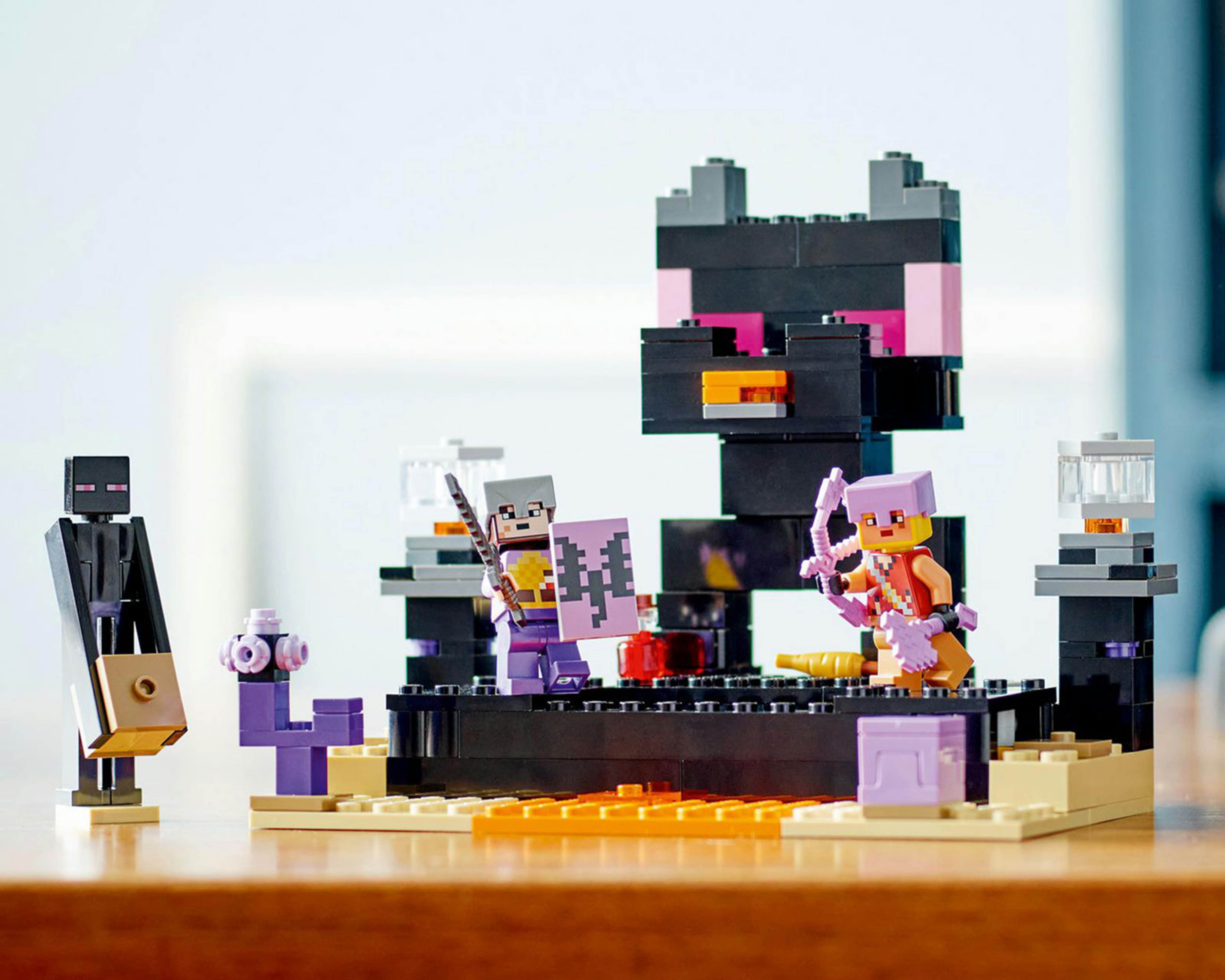 Foto 9 pulgar | LEGO Minecraft: El Combate en el End