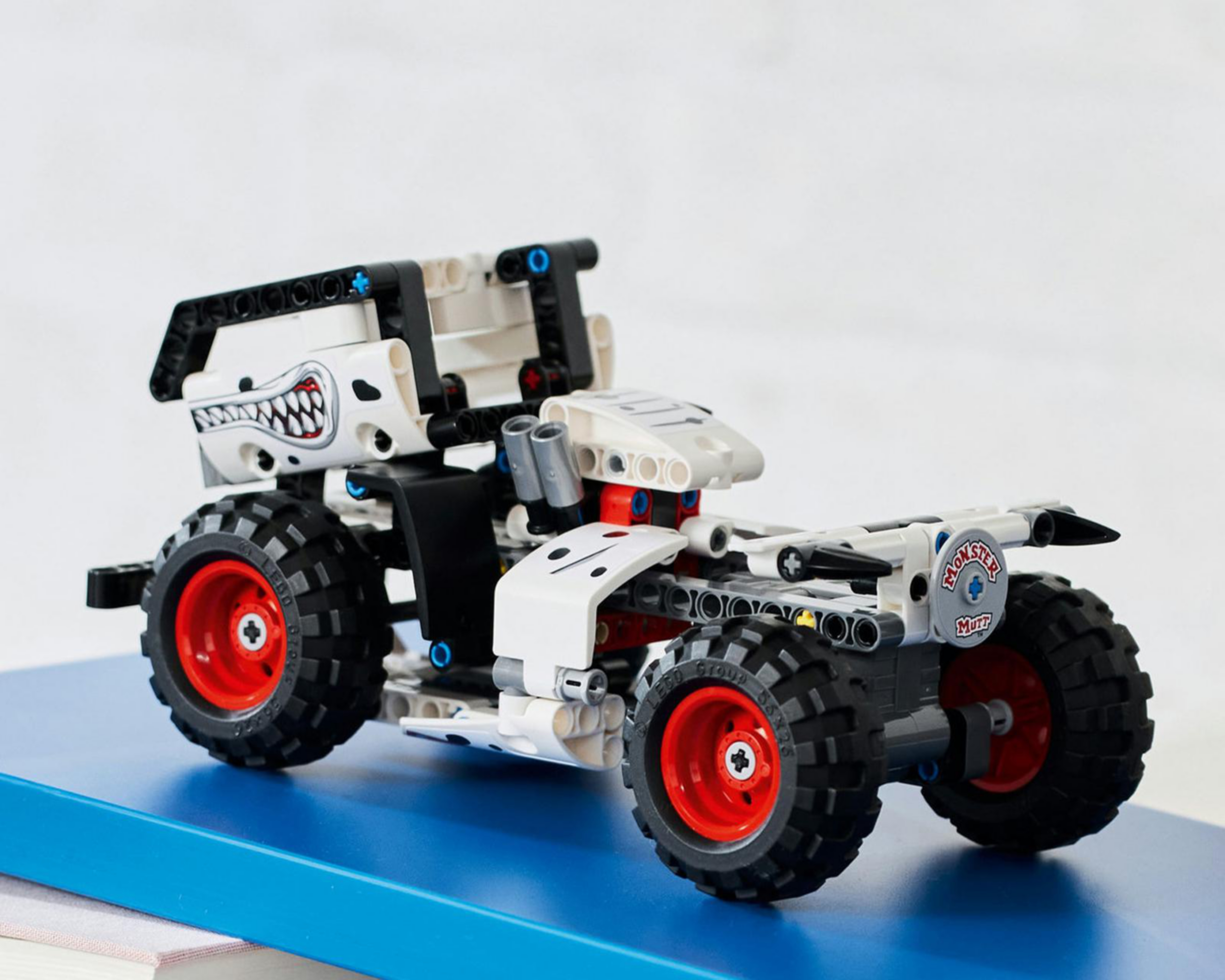 Foto 9 pulgar | LEGO Technic: Monster Jam Monster Mutt Dalmatian