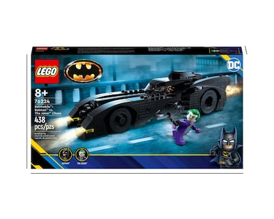Foto 10 | LEGO Batman: Batmobile Caza de Batman vs. The Joker