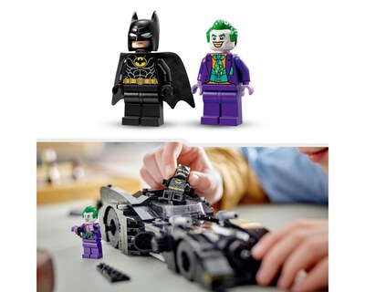 Foto 8 | LEGO Batman: Batmobile Caza de Batman vs. The Joker