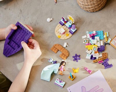 Foto 4 | LEGO Gabby's Dollhouse Barco y Spa de Gabby y Siregata