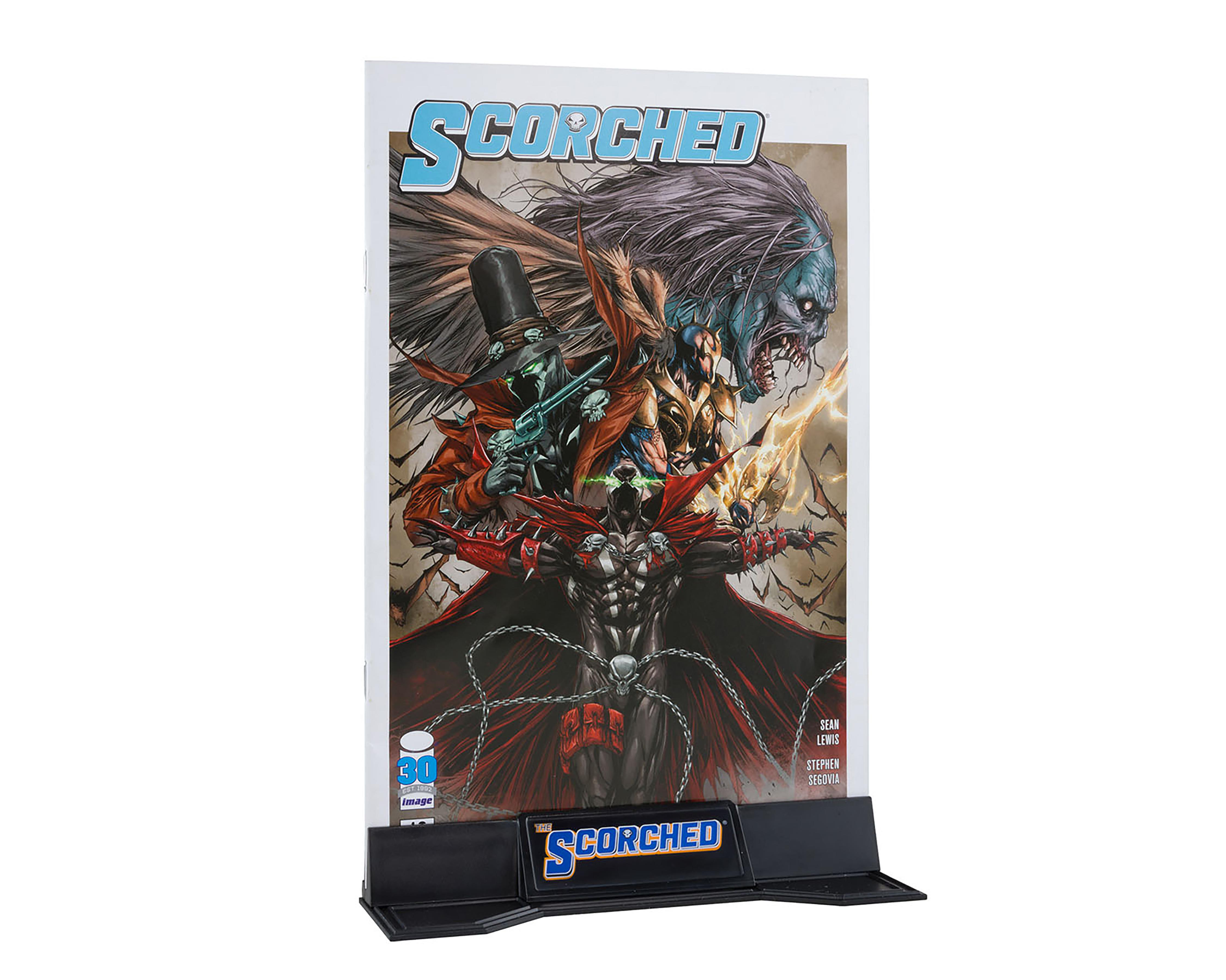 Foto 9 | She Spawn y Curse McFarlane con Comic Scorched