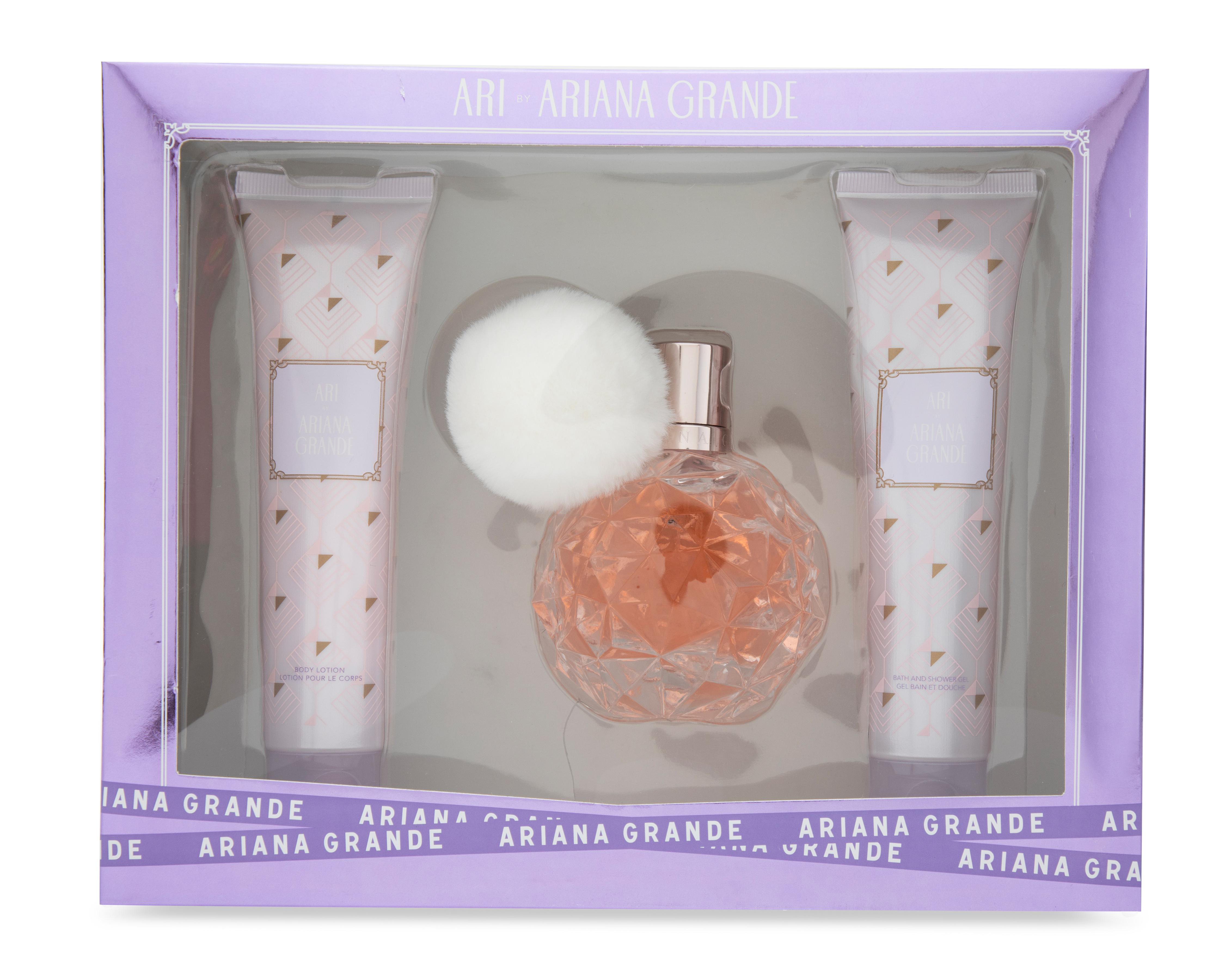 Estuche para Mujer Ariana Grande Ari 3 Piezas $1,899