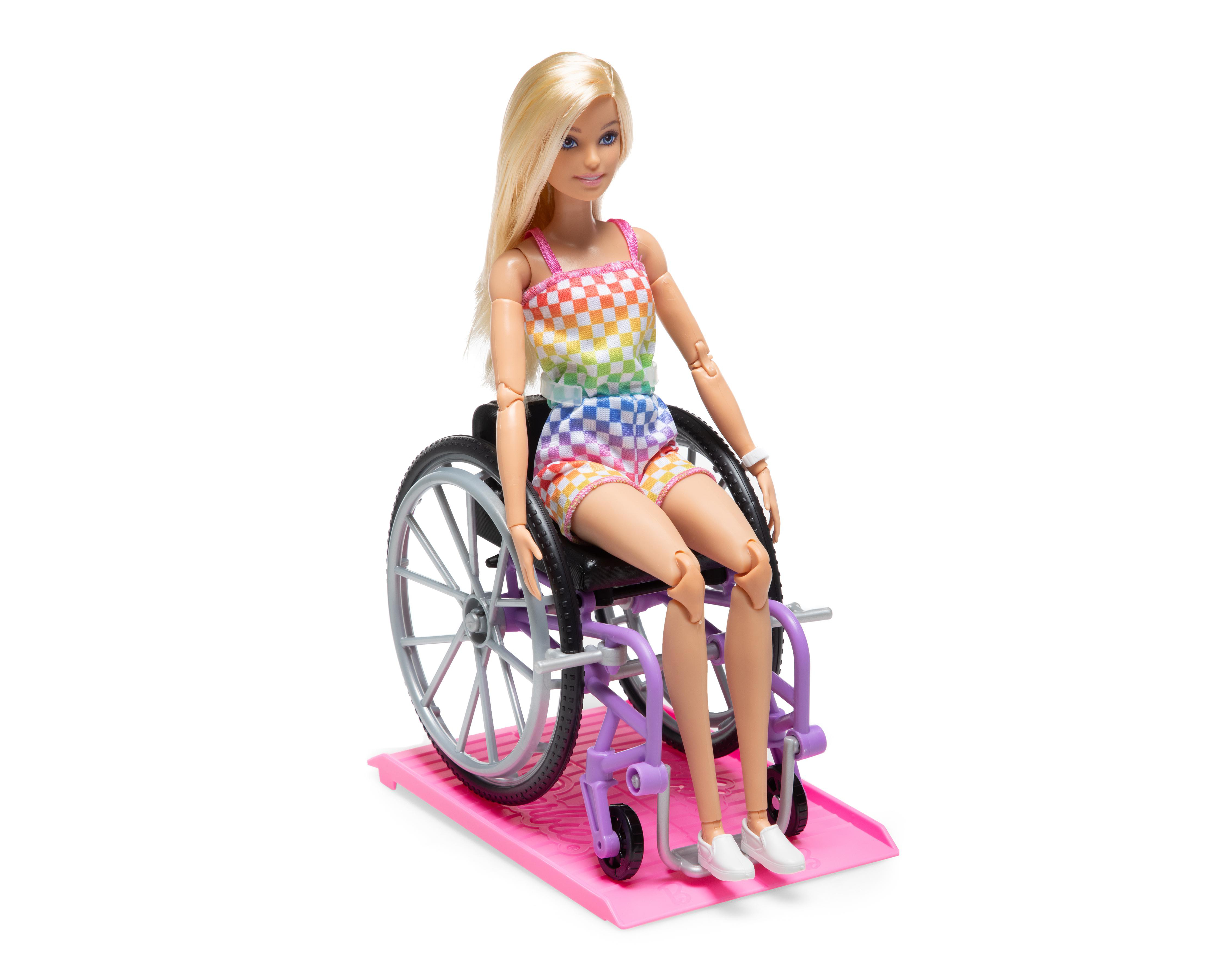 Muñeca Barbie en Silla de Ruedas