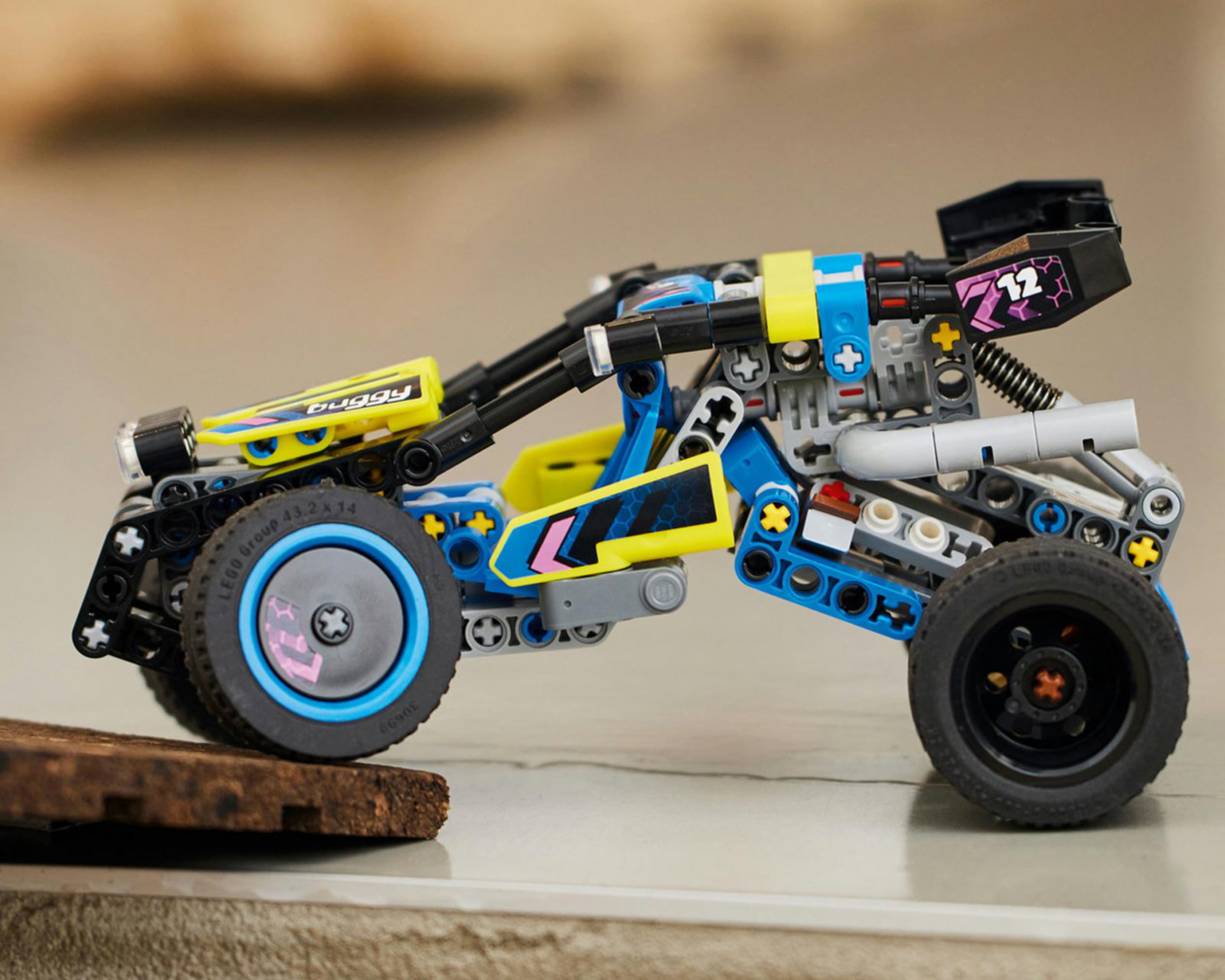 Foto 6 | LEGO Technic: Buggy de Carreras Todoterreno 42164