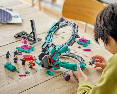 Foto 4 | LEGO Marvel: Nave de los Nuevos Guardianes 76255