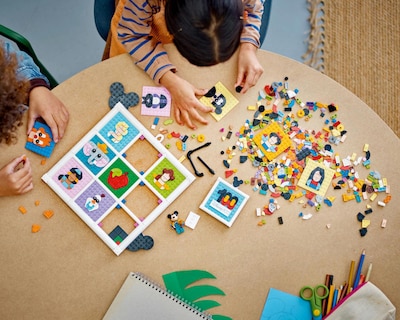 Foto 4 | LEGO Disney: 100 Años de Íconos de la Animación Disney
