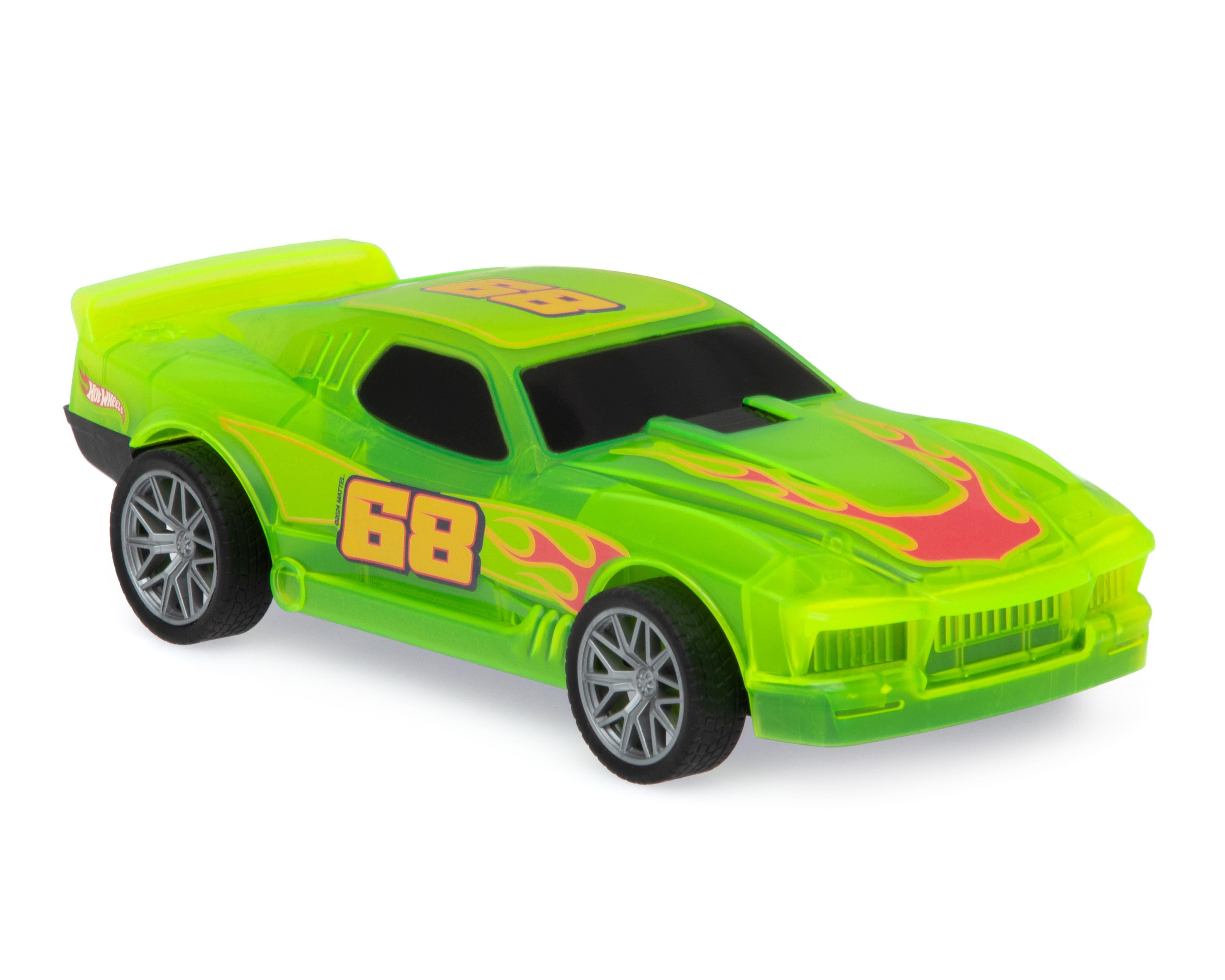 Carro a Fricción Hot Wheels Blvd. Bruiser 1 Pieza al Azar