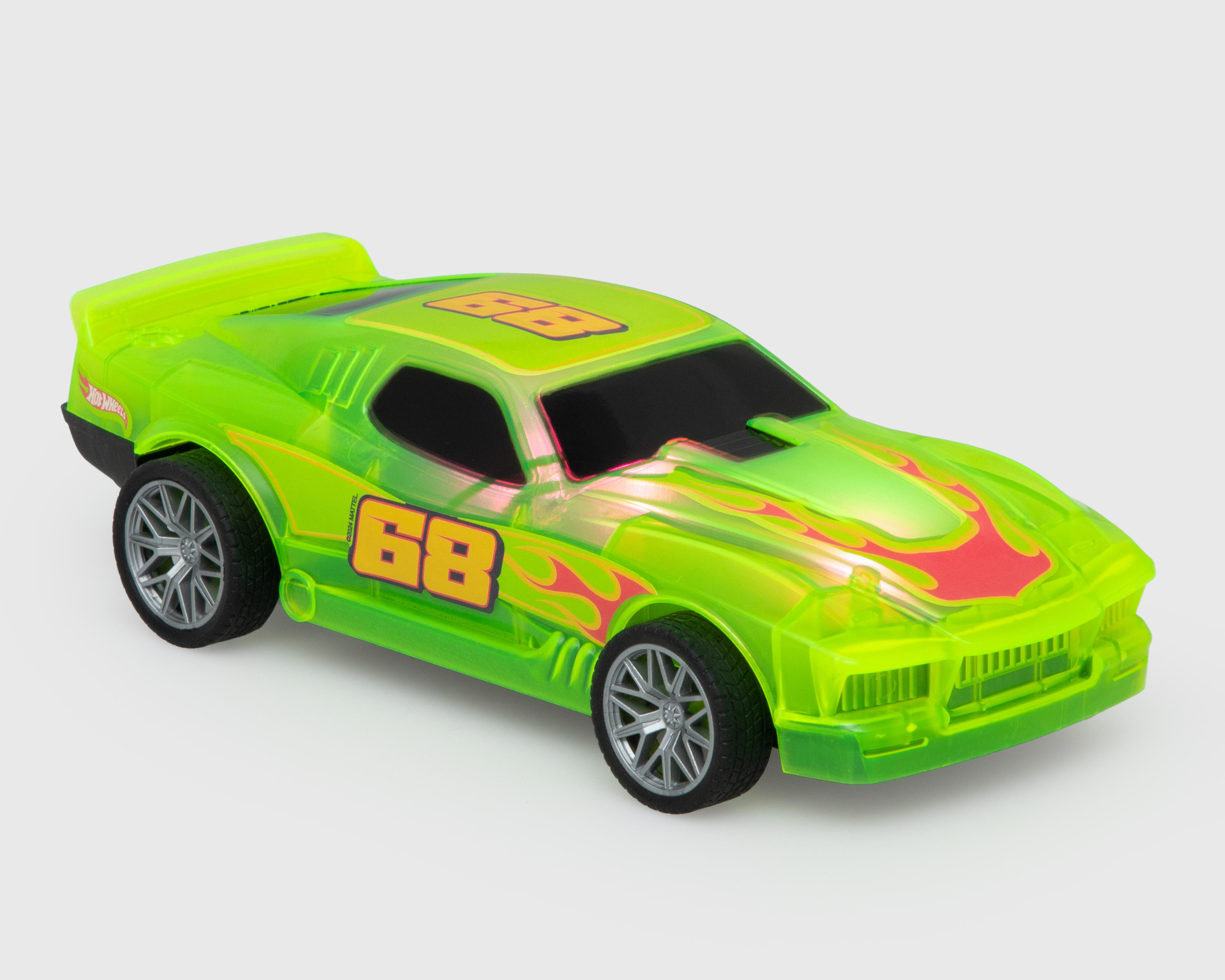 Foto 4 | Carro a Fricción Hot Wheels Blvd. Bruiser 1 Pieza al Azar