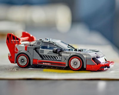 Foto 6 | LEGO Speed: Coche de Carreras Audi S1 e-Tron Quattro