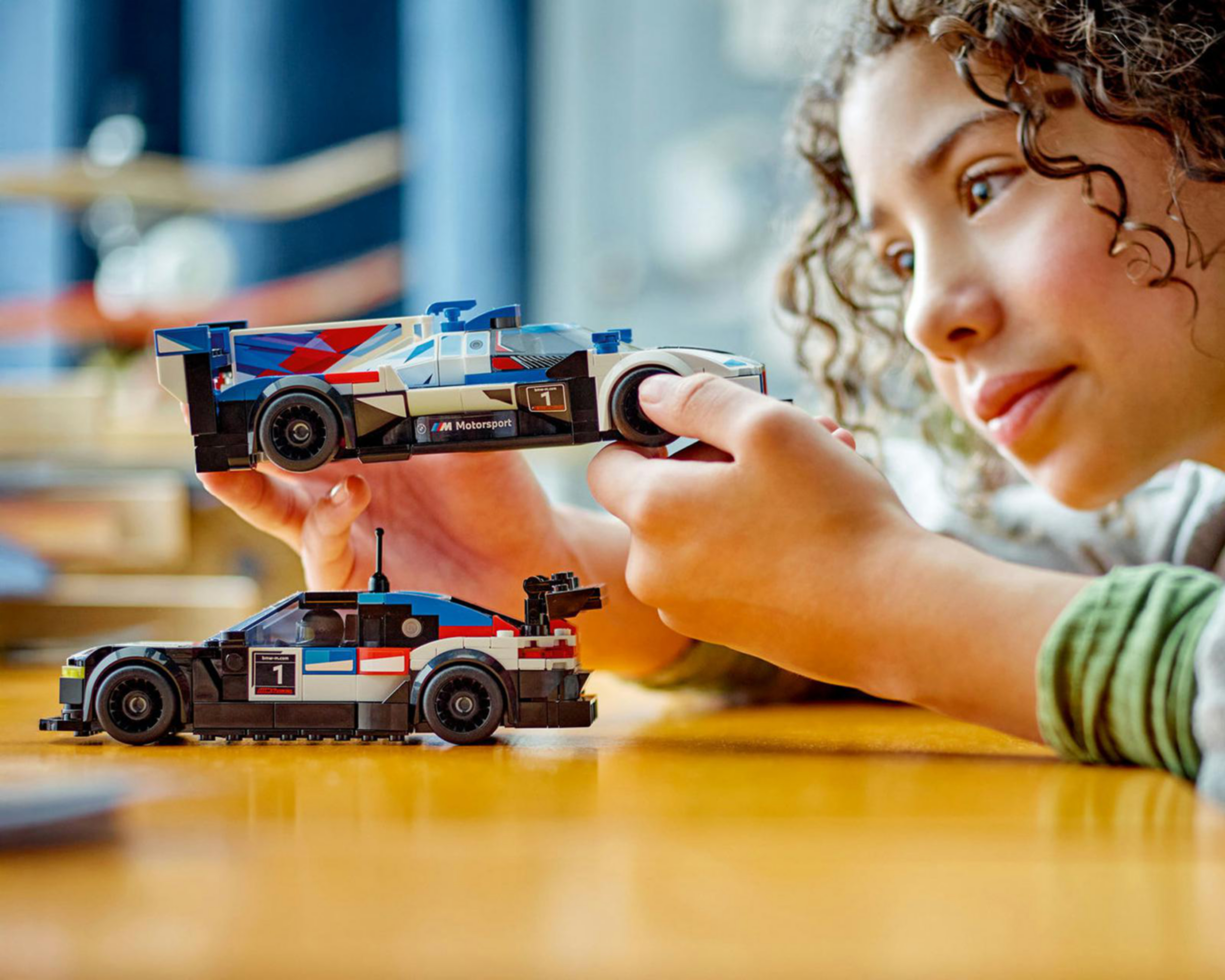 Foto 6 pulgar | LEGO Speed Champions: BMW M4 GT3 y BMW M Hybrid V8