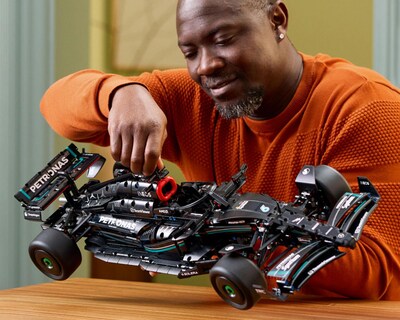 Foto 5 | LEGO Technic: Mercedes-AMG F1 W14 E Performance
