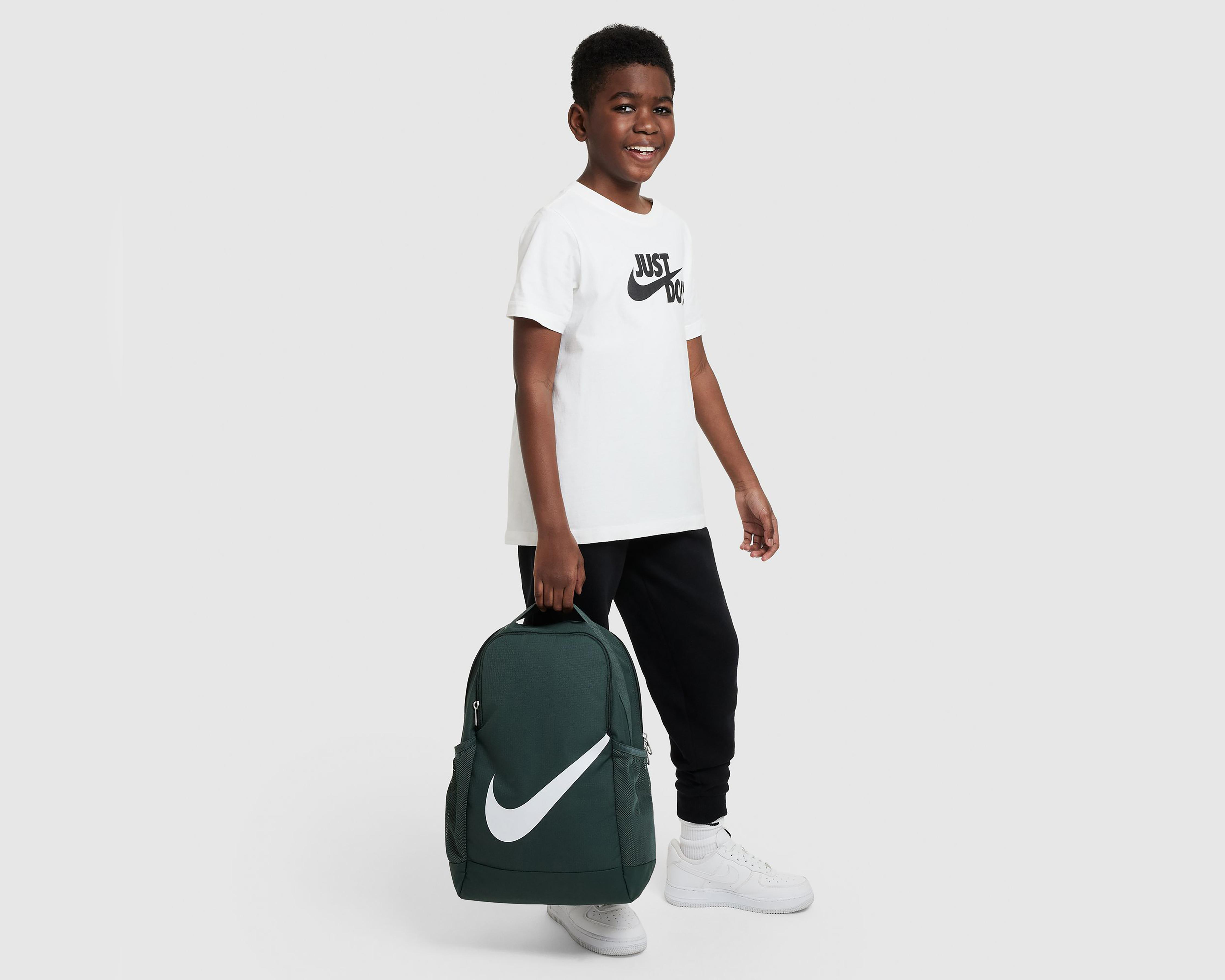Foto 8 | Mochila Nike Brasilia Infantil