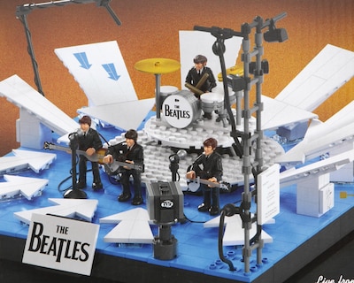 Foto 3 | Bloques de Construcción Mega Bloks The Beatles 681 Piezas
