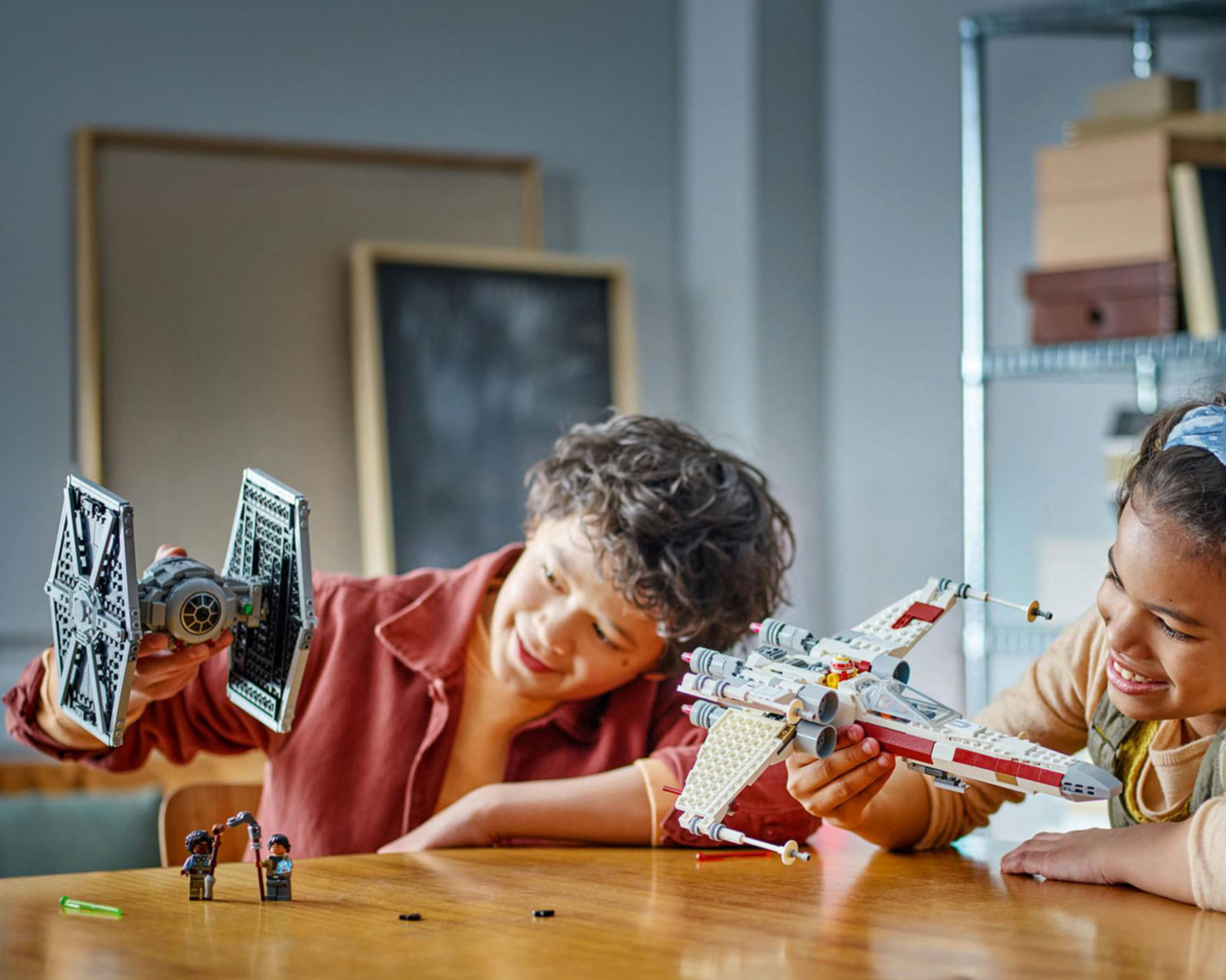Foto 5 | LEGO Star Wars: Rebuild the Galaxy The Fighter & X-Wing Mash-up 1063 Piezas
