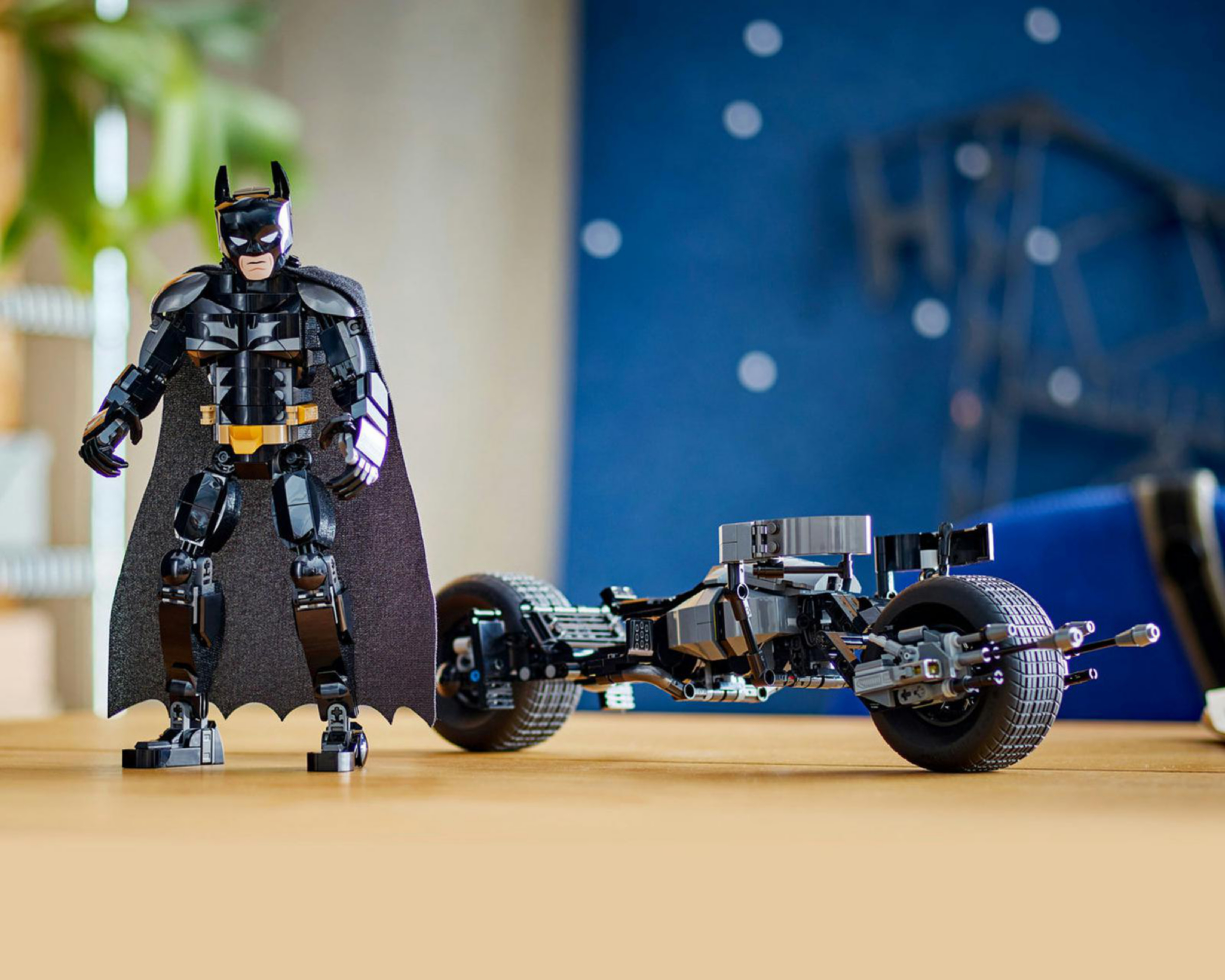 Foto 7 pulgar | Lego DC Batman: Figura para Construir: Batman y Moto Bat-Pod