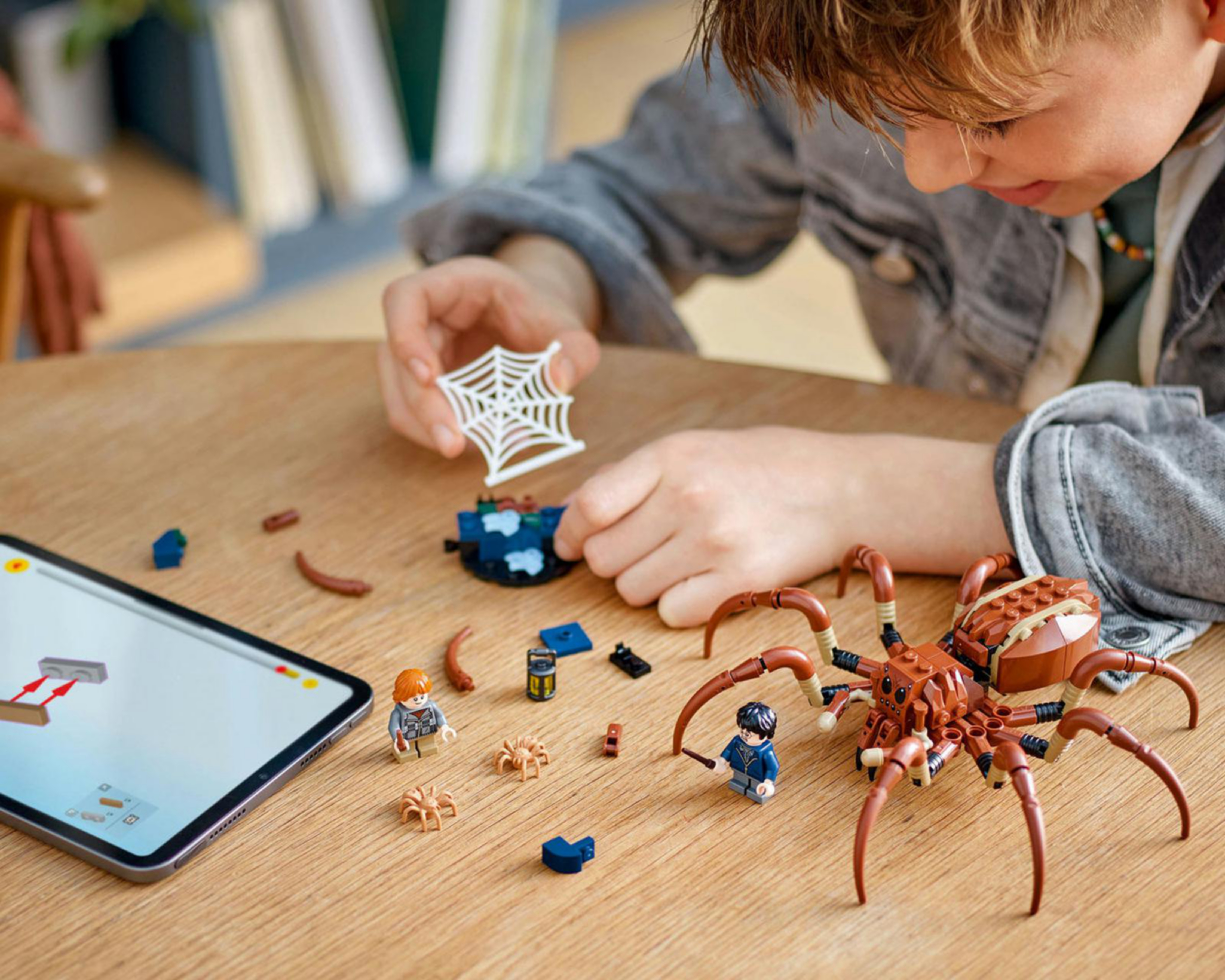 Foto 5 pulgar | LEGO Harry Potter: Aragog en el Bosque Prohibido