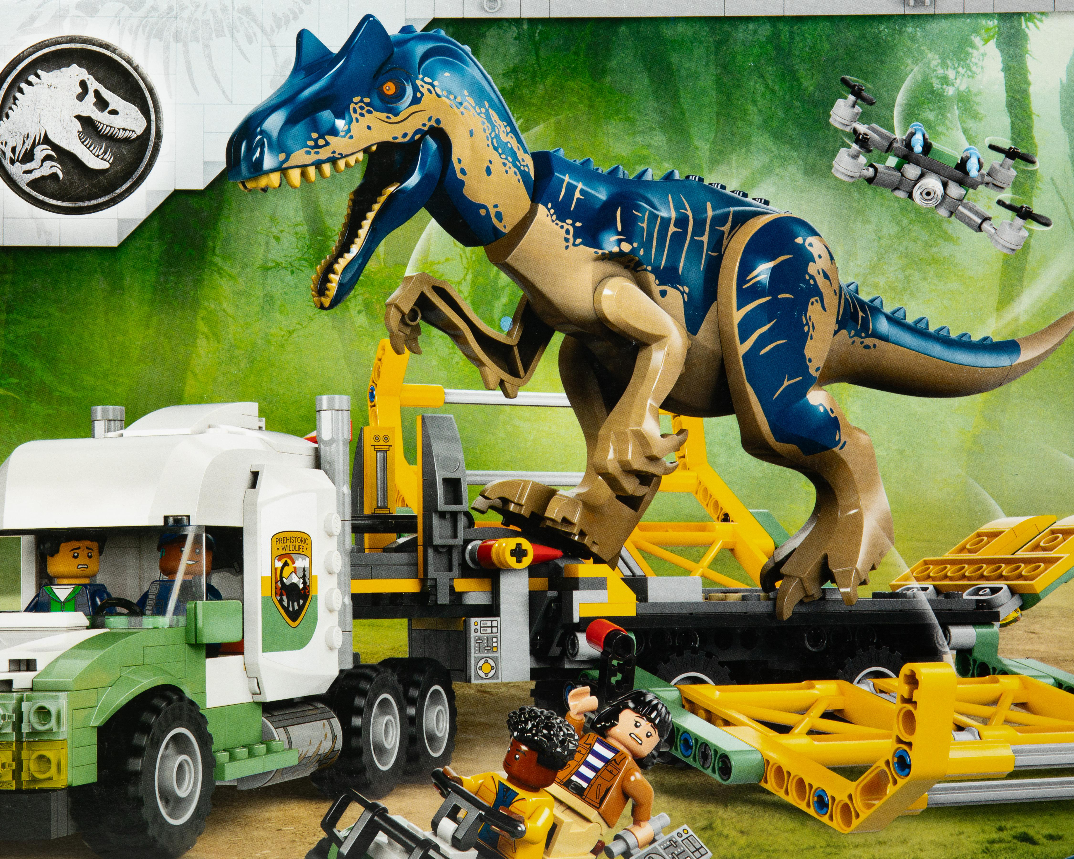 Foto 4 pulgar | LEGO Jurassic World Misiones Dinosaurio: Camión de Transporte del Allosaurus