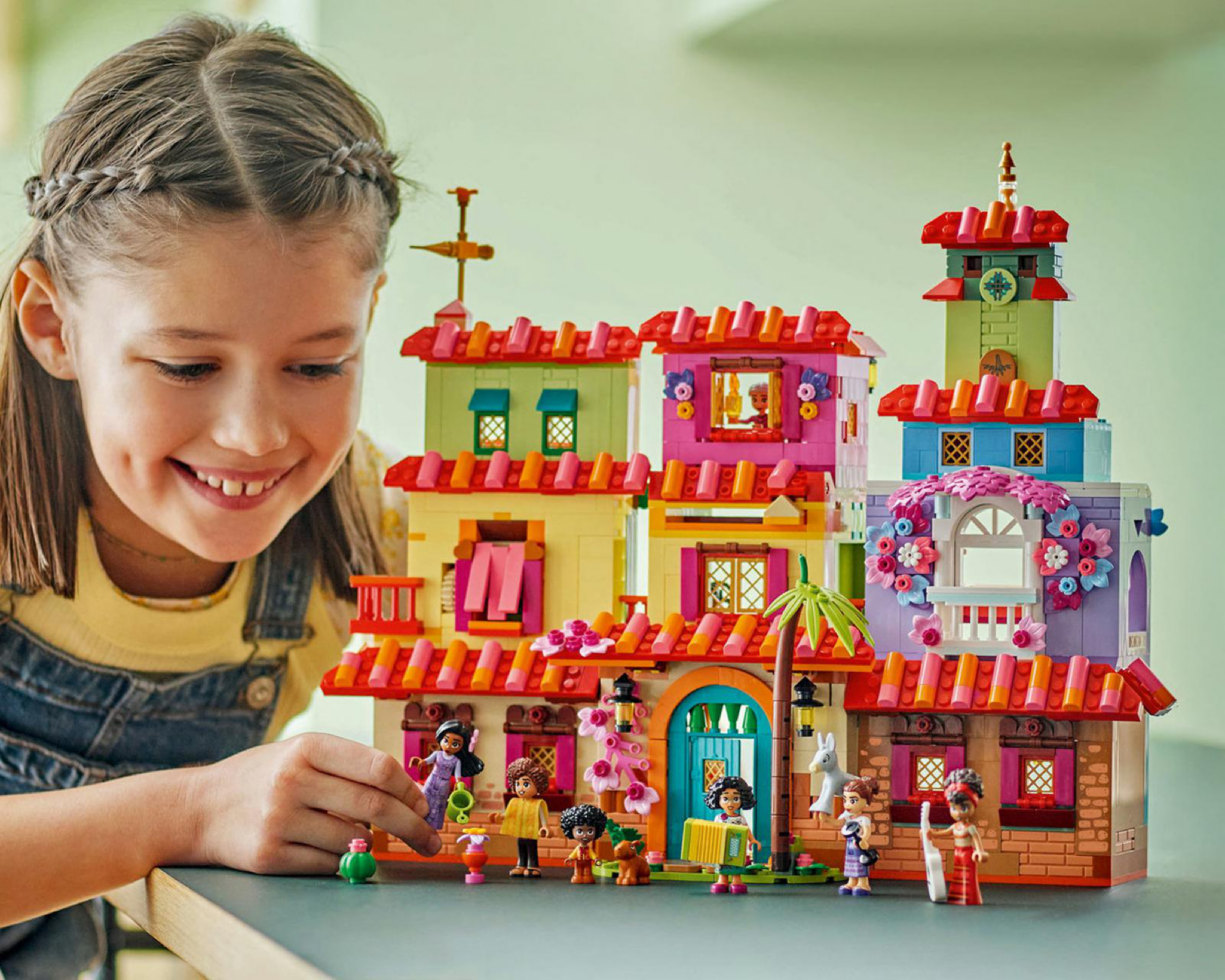 Foto 6 pulgar | LEGO Encanto Mágica Casa de los Madrigal