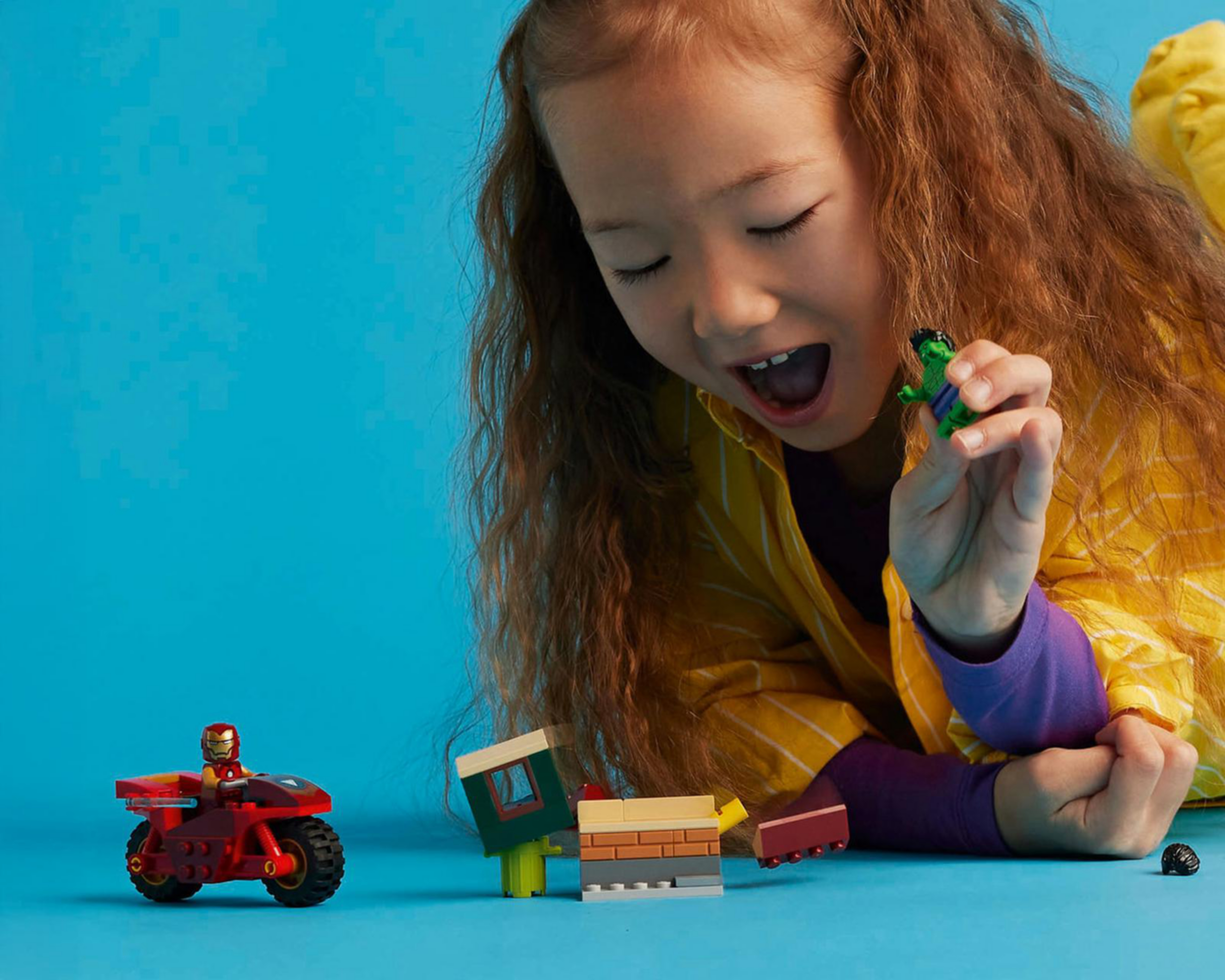 Foto 6 pulgar | LEGO Marvel Iron Man con Moto y Hulk