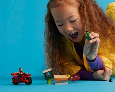 Foto 5 | LEGO Marvel Iron Man con Moto y Hulk
