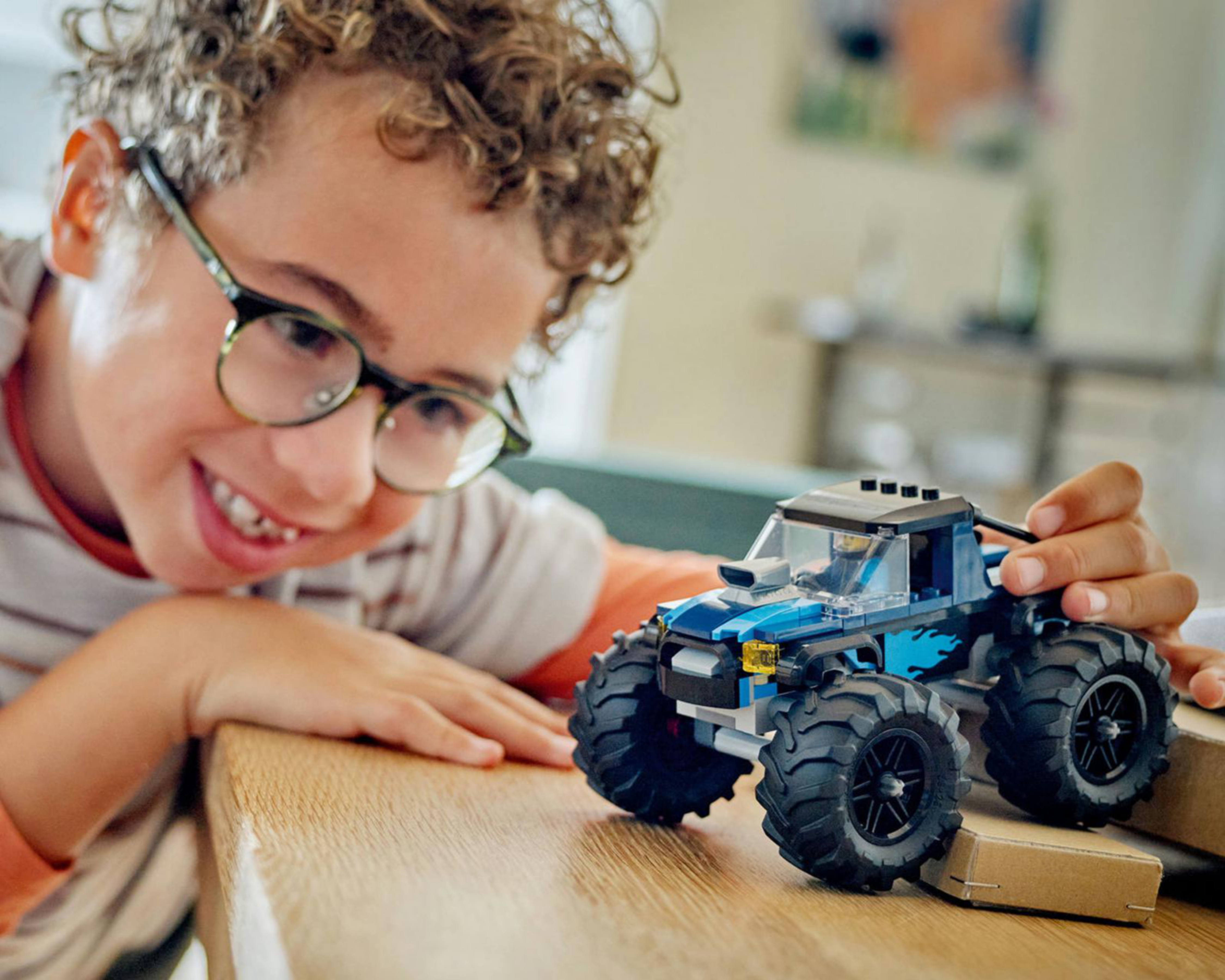Foto 6 pulgar | LEGO Monster Truck Azul 60402