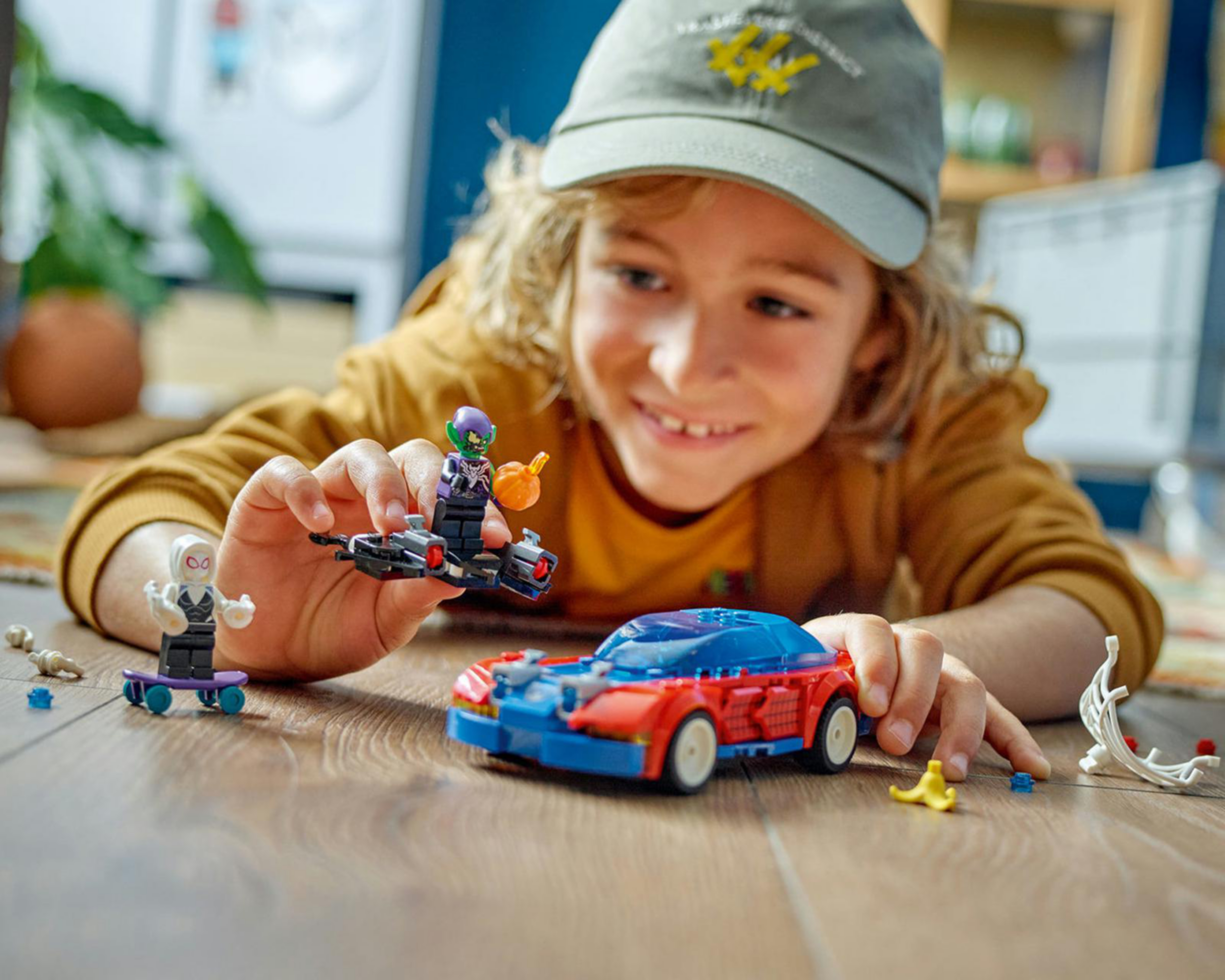 Foto 6 pulgar | LEGO Marvel: Coche de Carreras de Spider-Man y Duende Verde