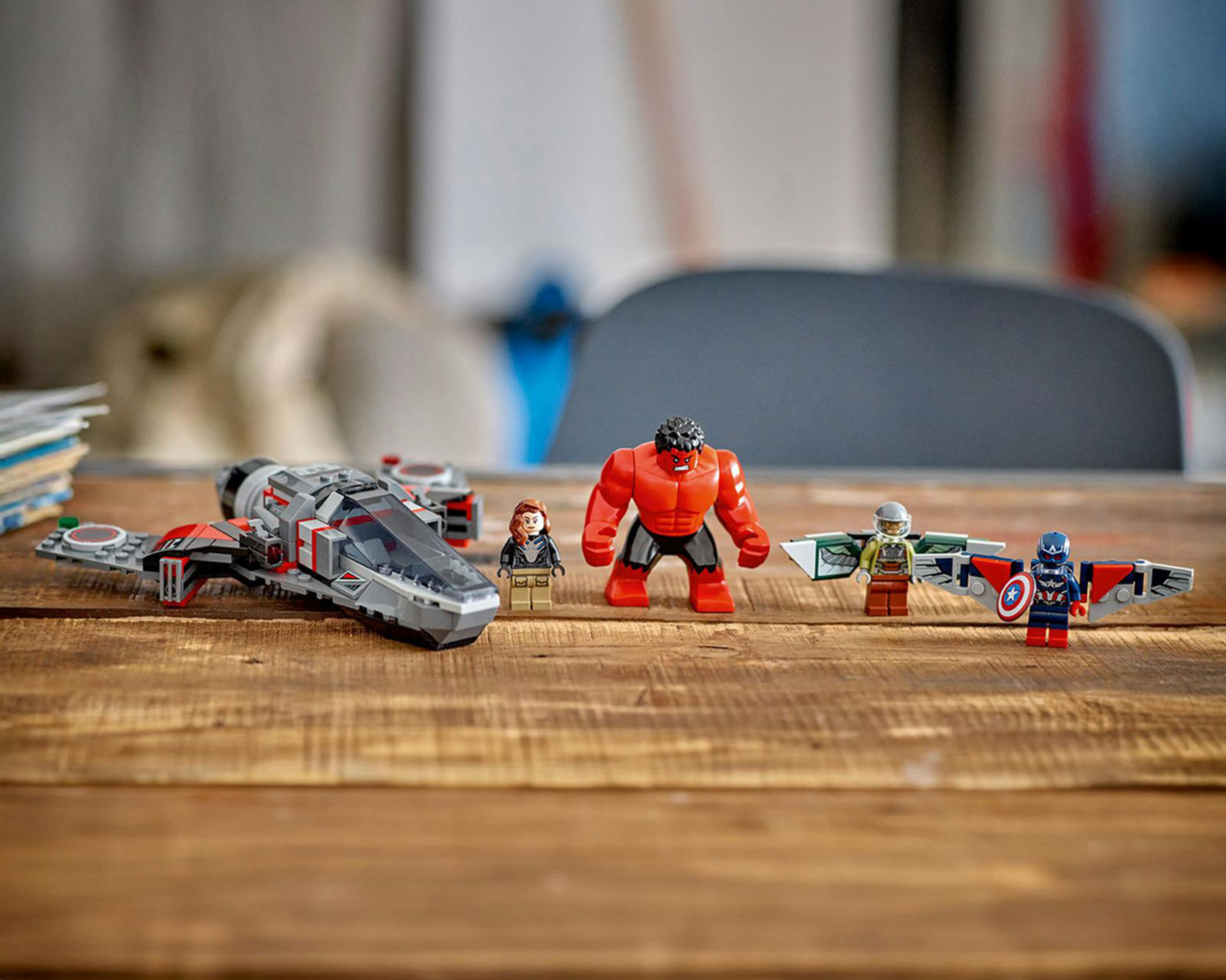 Foto 9 pulgar | LEGO Marvel: Batalla entre el Capitán América y Hulk
