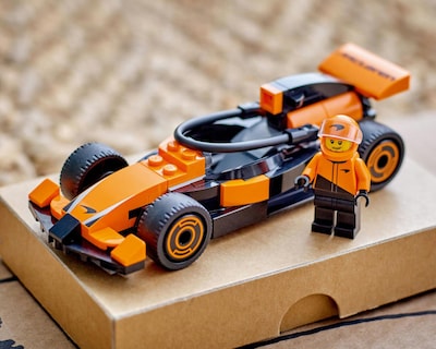 Foto 6 | LEGO City: Piloto de F1 con Coche McLaren