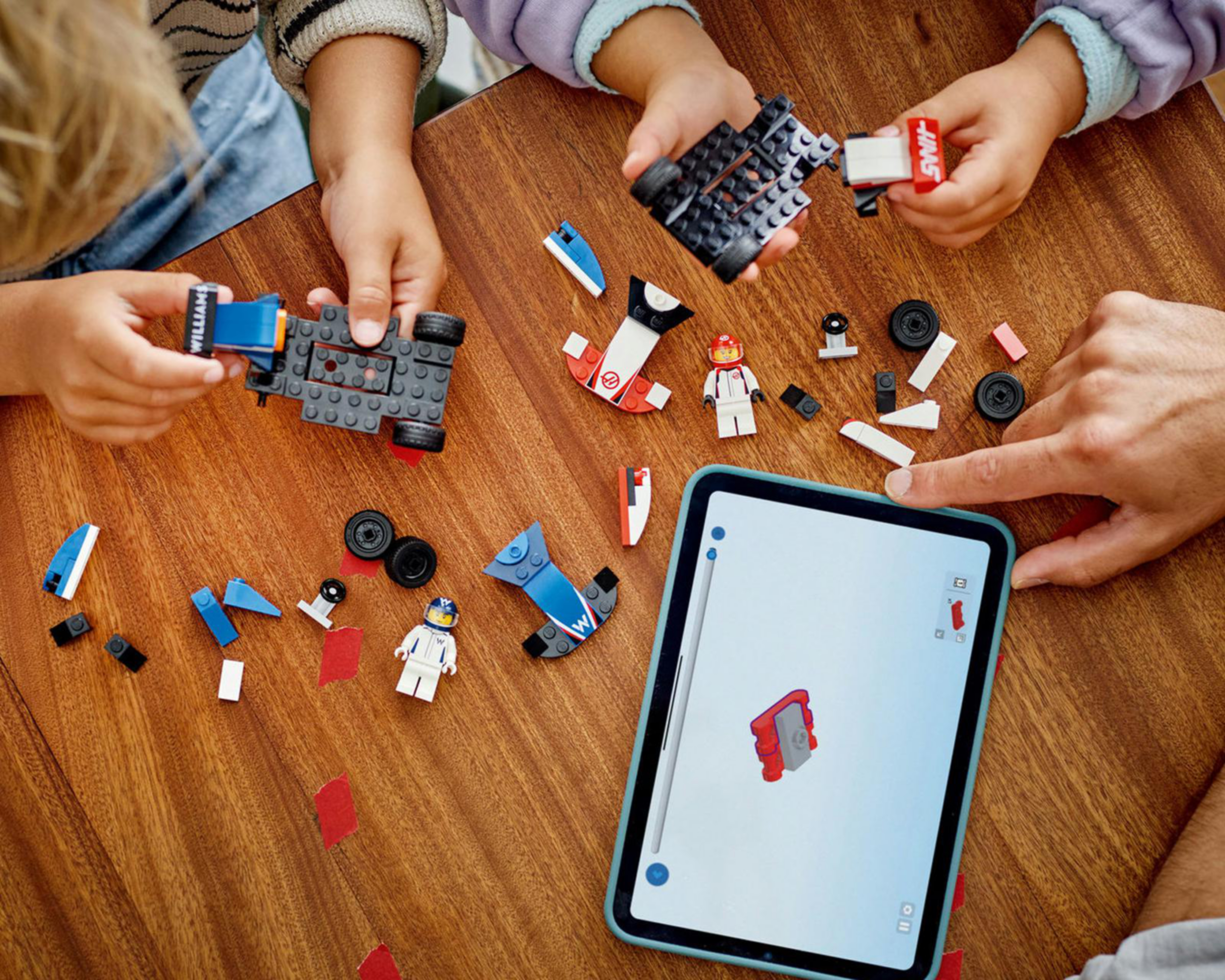 Foto 5 pulgar | LEGO City: Coches de F1 Williams Racing y Haas F1