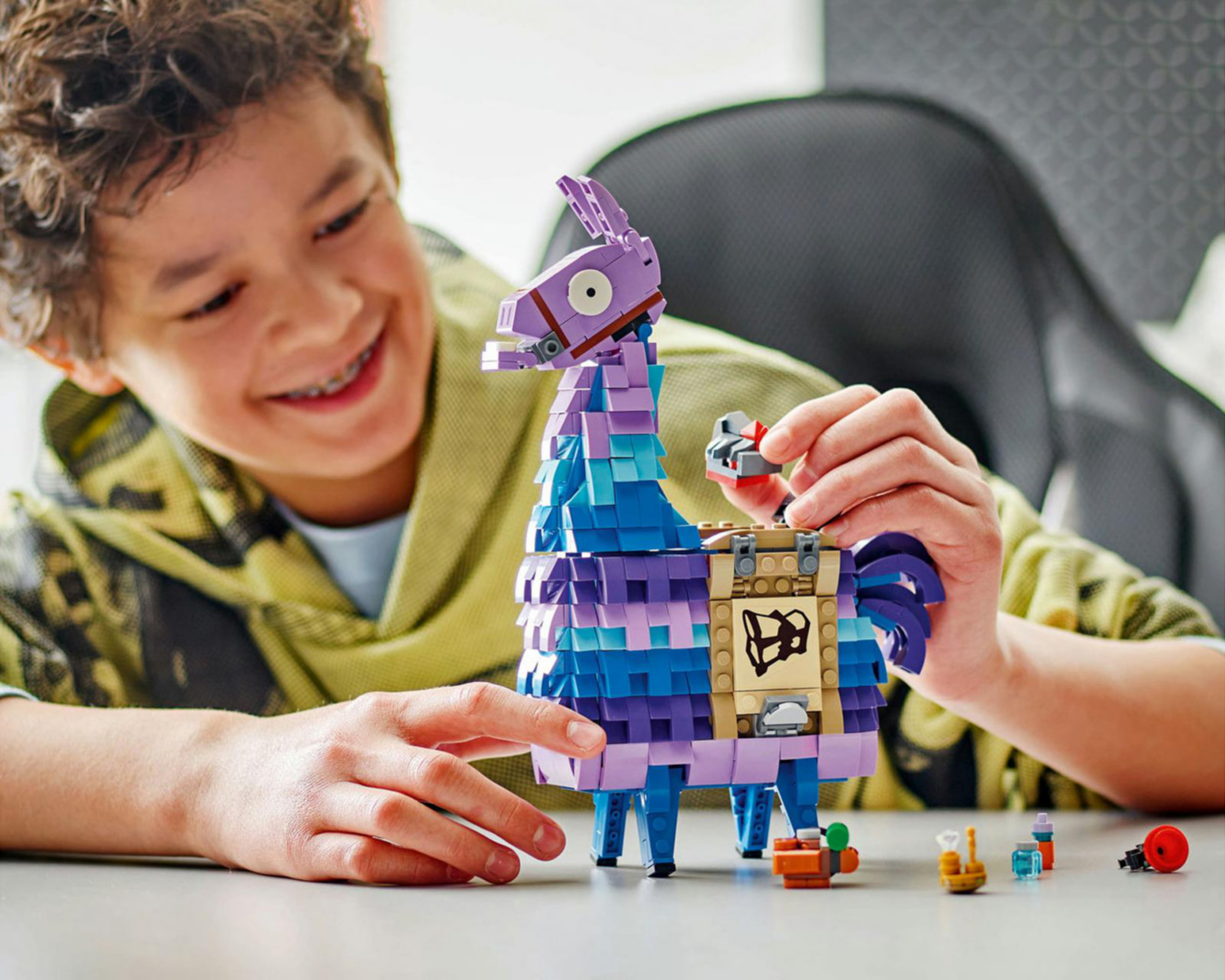 Foto 6 pulgar | LEGO Fortnite: Llama de Suministros