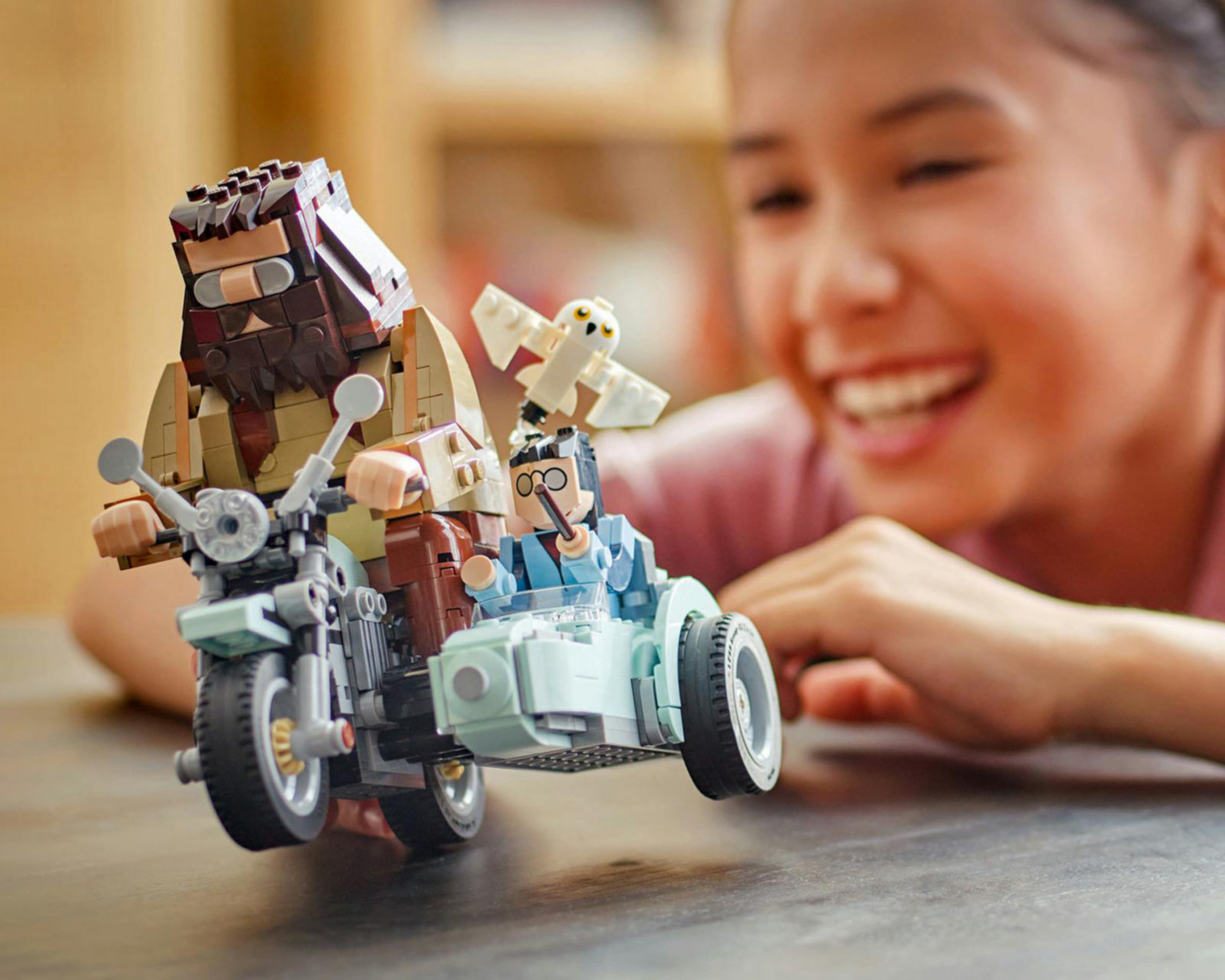 Foto 5 | LEGO Harry Potter: Viaje en Moto de Hagrid y Harry