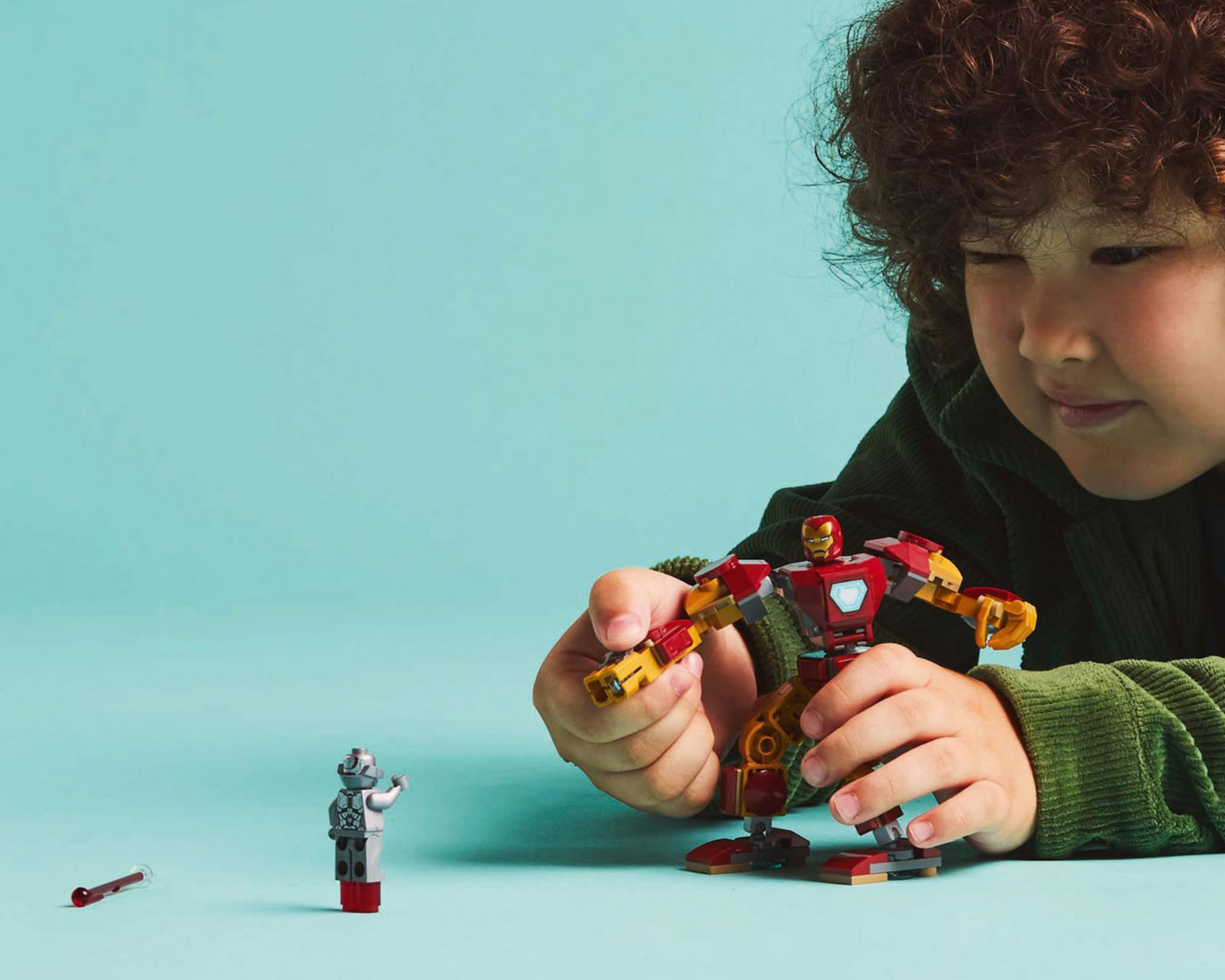 Foto 5 | LEGO Marvel: Armadura Robótica de Iron Man vs. Ultrón