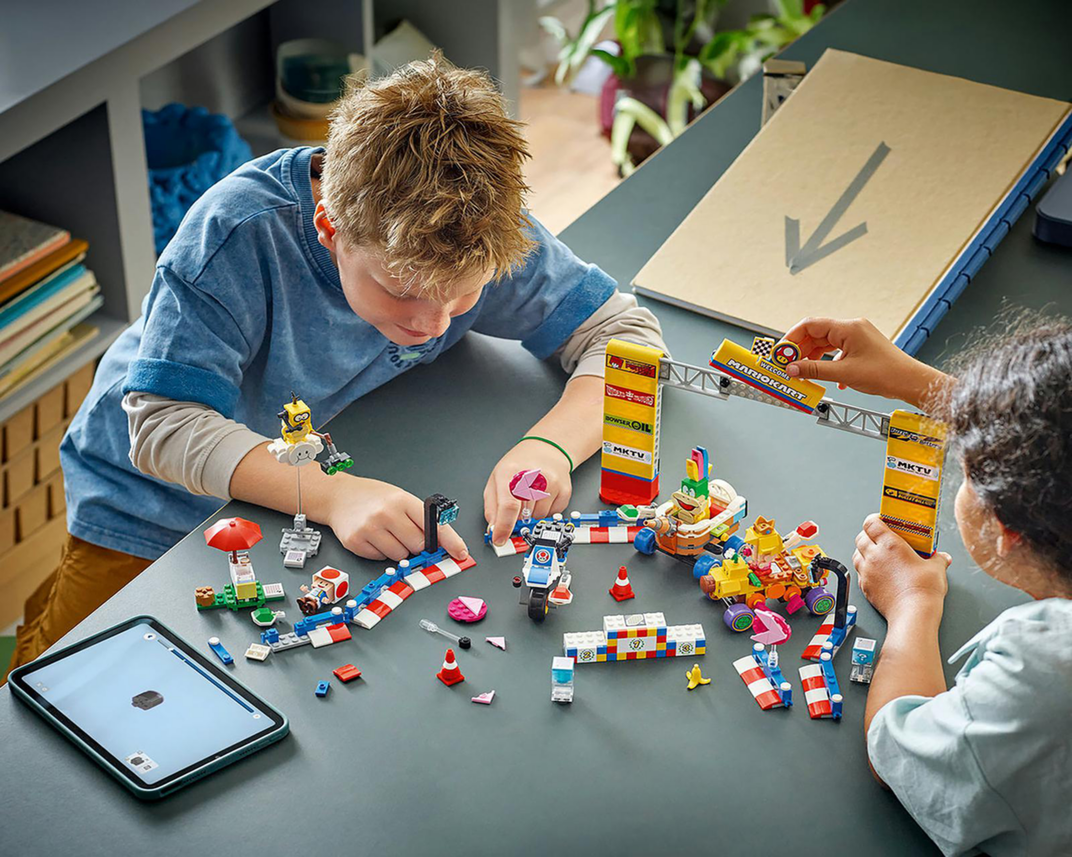 Foto 5 pulgar | LEGO Super Mario Kart: Set Bebé Peach y Grand Prix