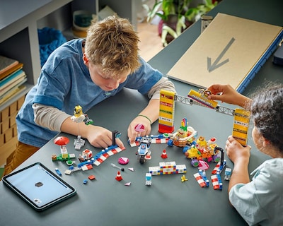Foto 4 | LEGO Super Mario Kart: Set Bebé Peach y Grand Prix
