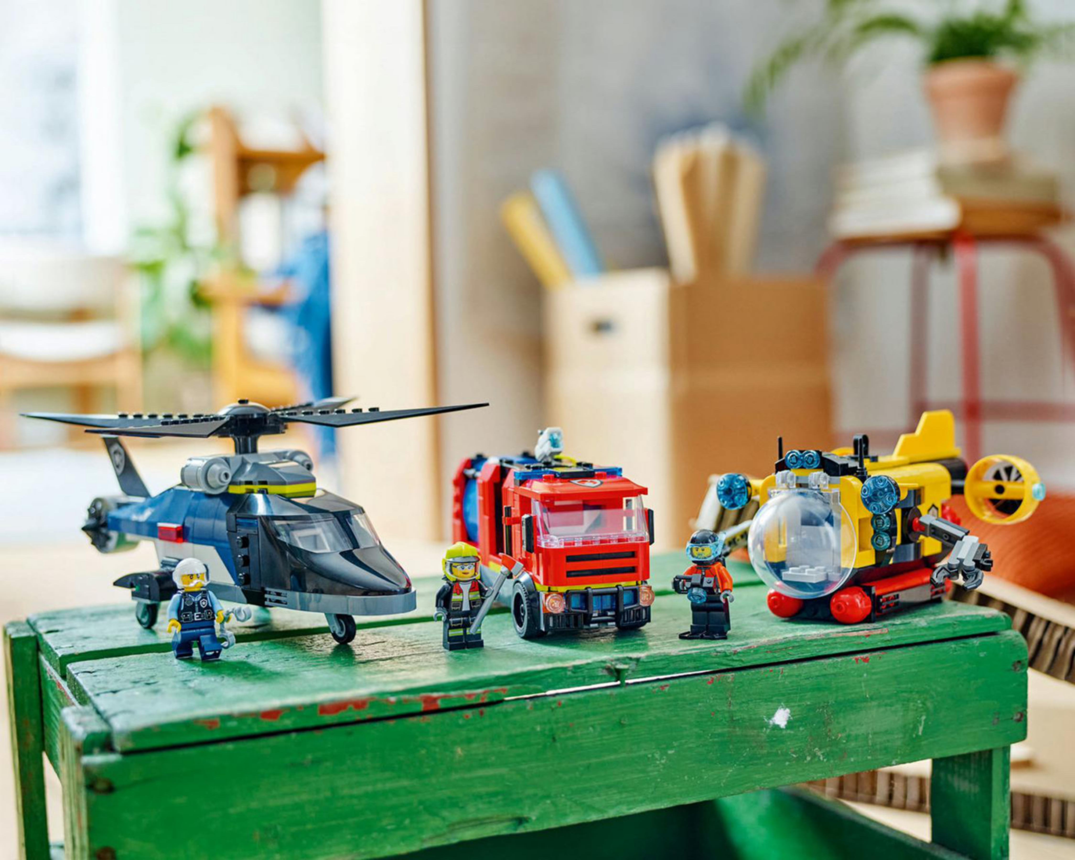 Foto 7 pulgar | LEGO City: Remix Helicóptero Camión de Bomberos y Submarino