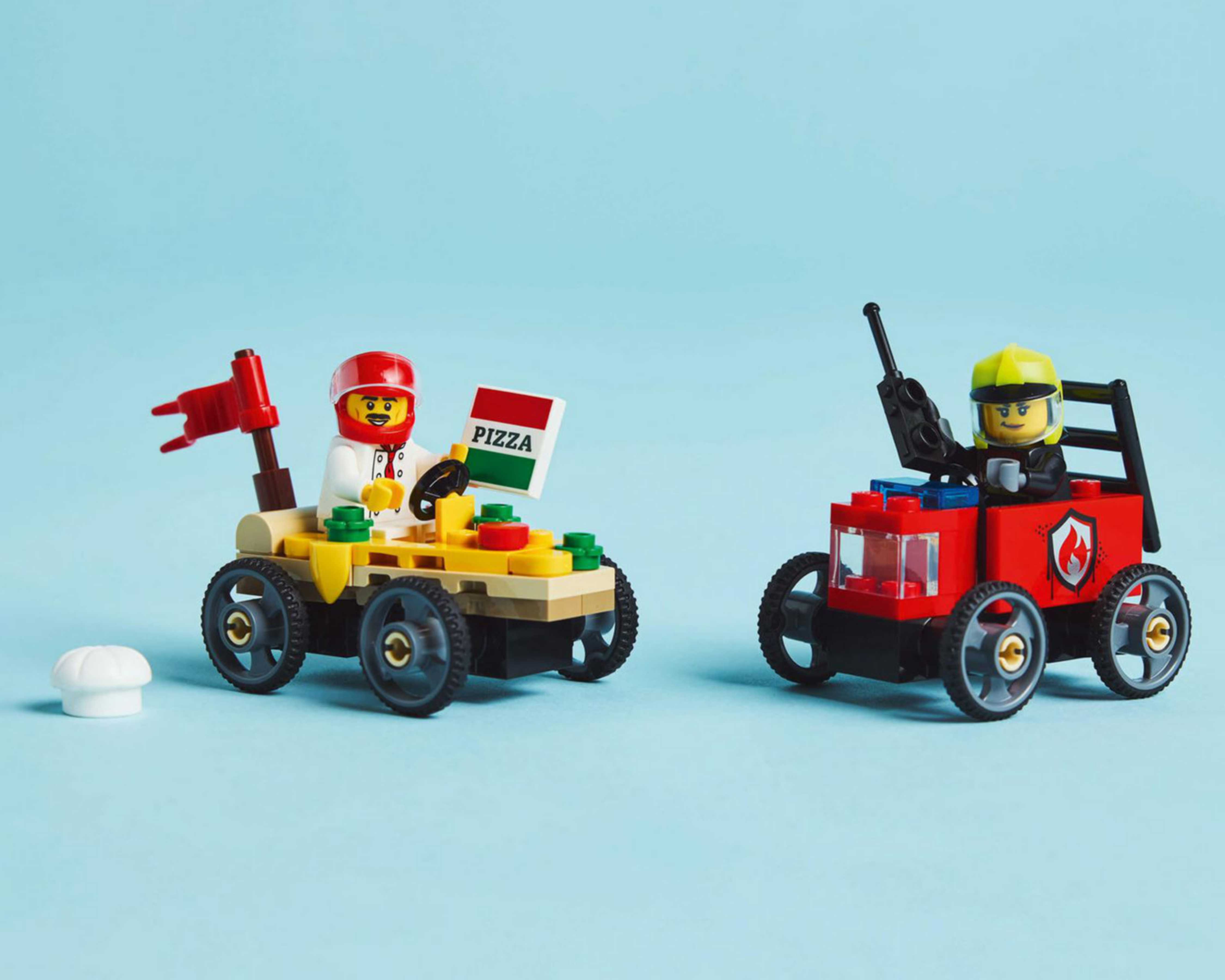 Foto 7 pulgar | LEGO City: Pack de Coches de Carreras Pizza vs Camión de Bomberos
