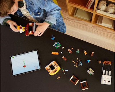 Foto 4 | LEGO Minecraft El Ataque a la Aldea del Globo de Ghast