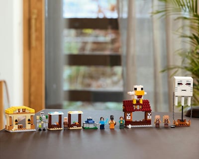 Foto 6 | LEGO Minecraft El Ataque a la Aldea del Globo de Ghast