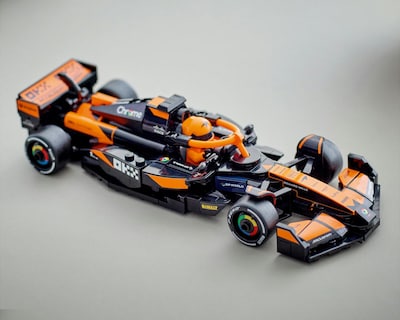 Foto 6 | LEGO Speed Champions: Coche de Carreras McLaren F1 Team MCL38