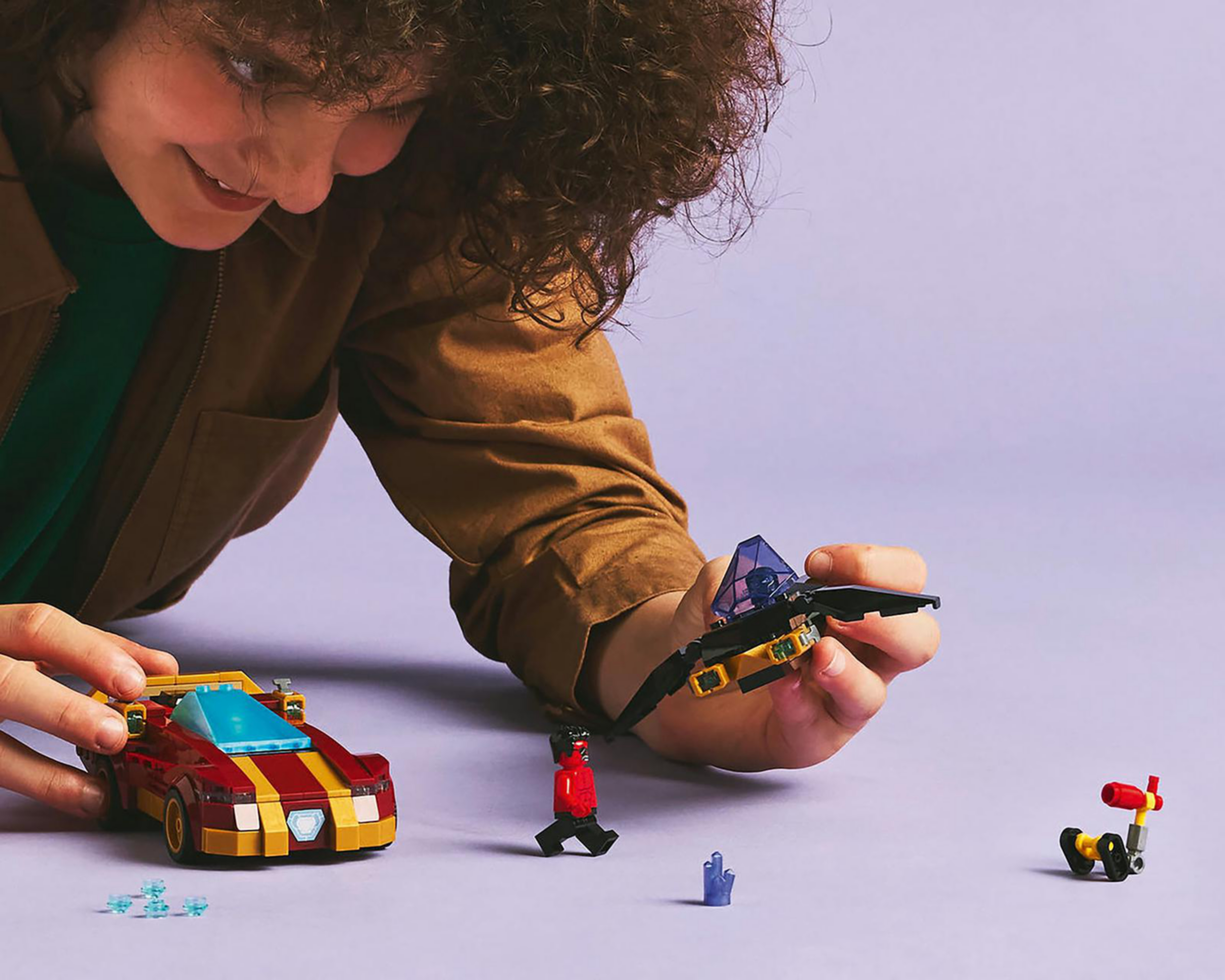 Foto 6 pulgar | LEGO Marvel: Deportivo de Iron Man y Black Panther vs. Hulk Rojo